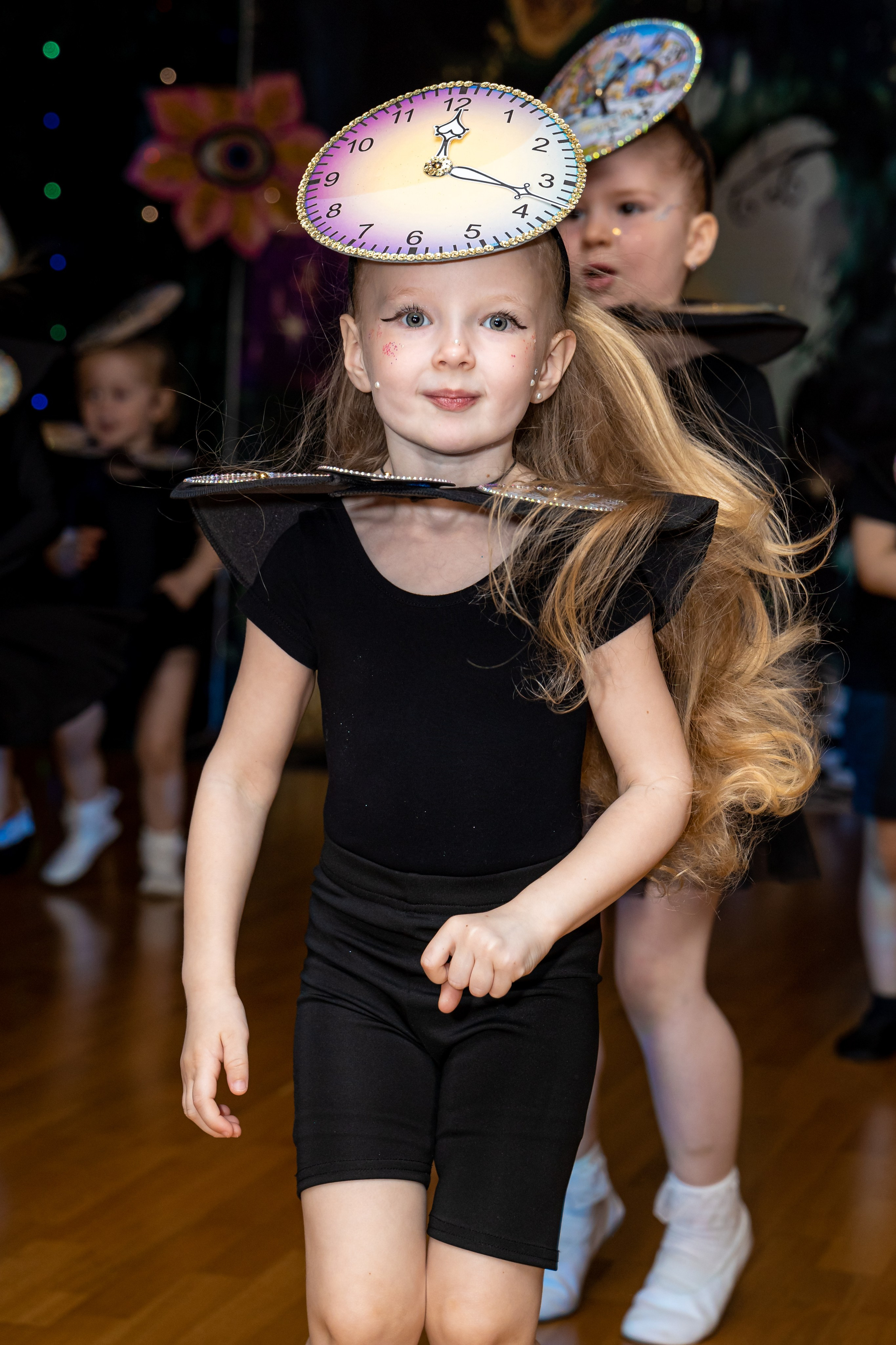 Фотосъемка детского выступления «Алиса в стране чудес». Ирина Носова - семейный и детский фотограф