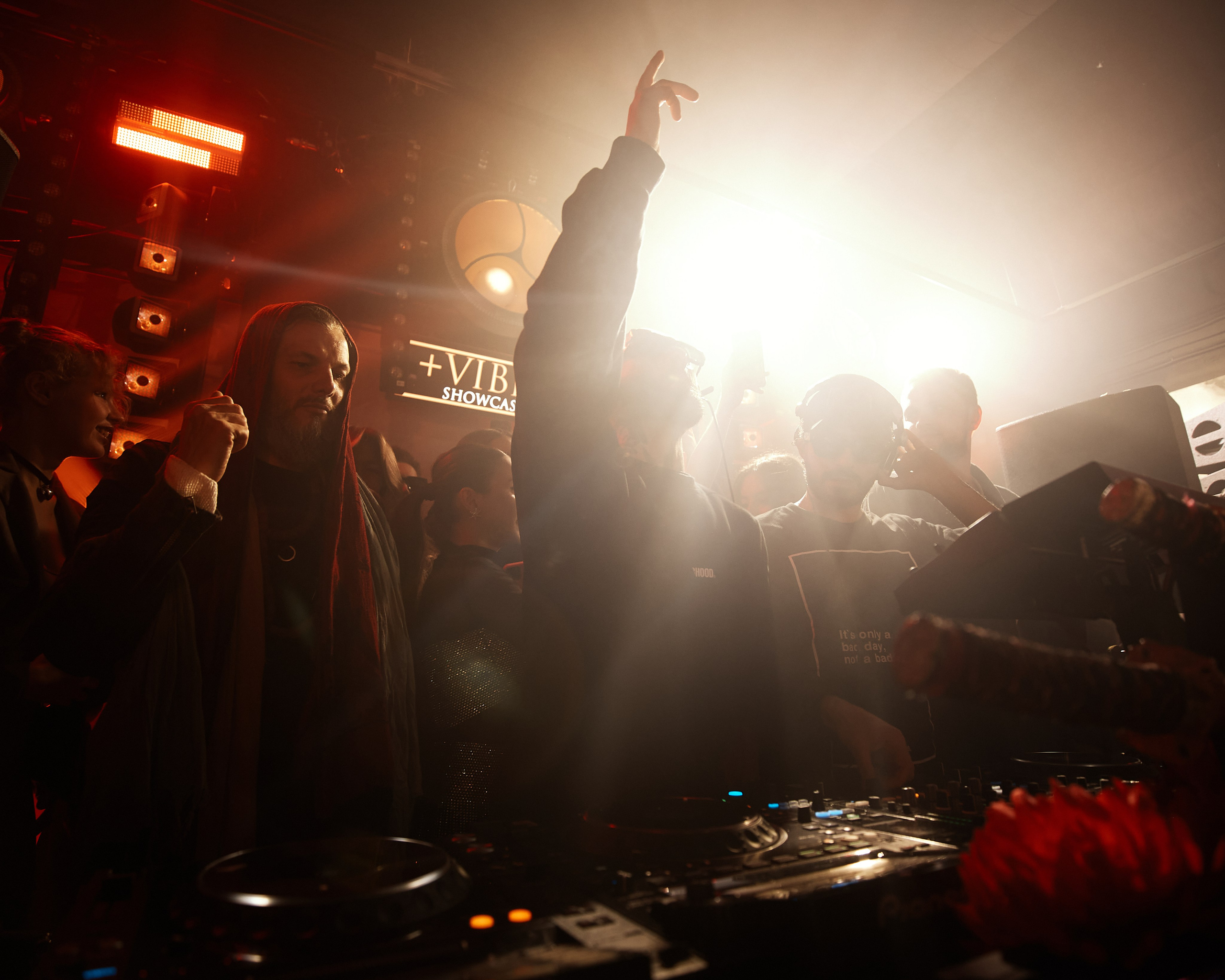 PLUS VIBE Party. Репортажный фотограф в Москве Дмитрий Масленников