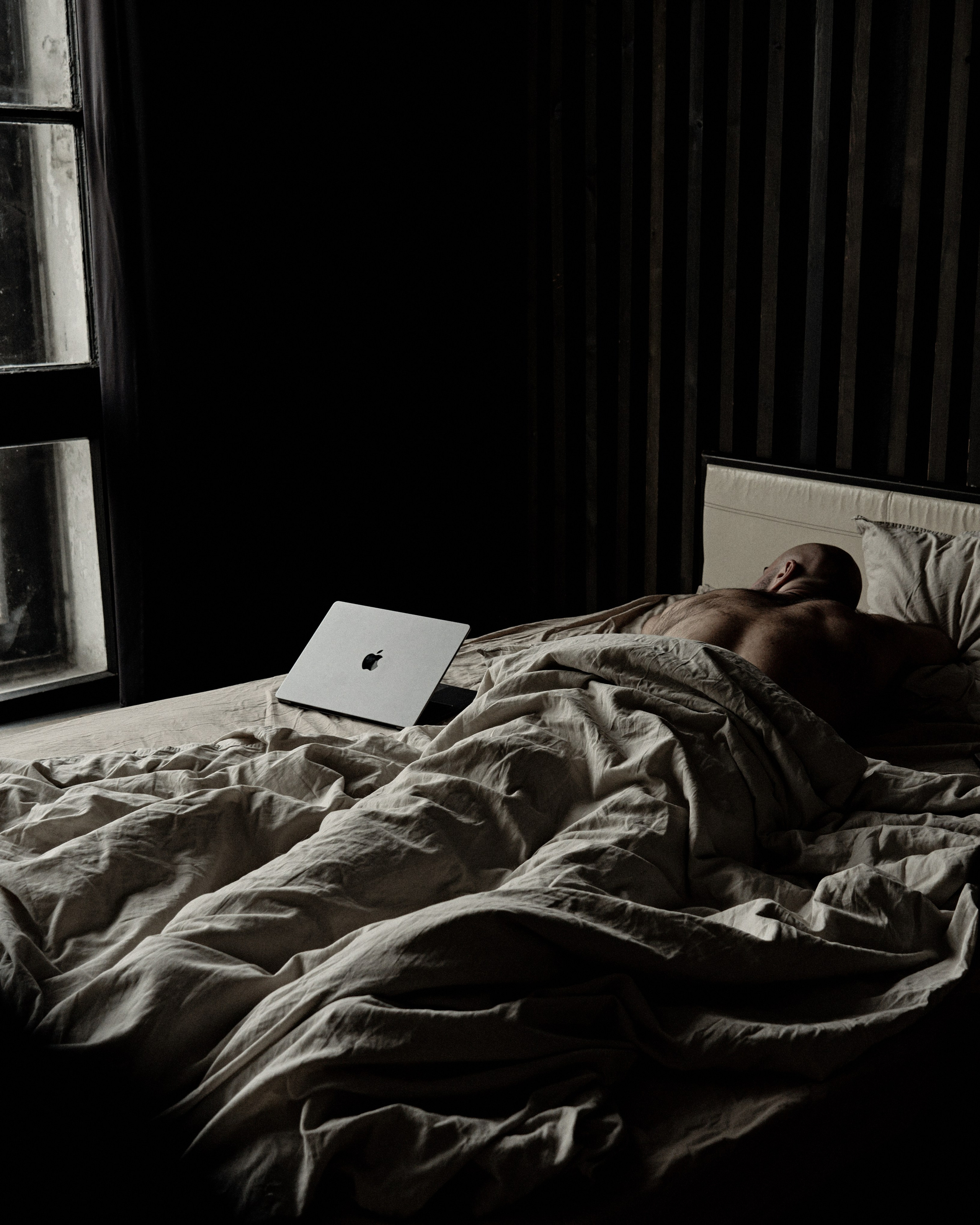 RAUF. NOIZOMAX Художественный фотограф в Дубай