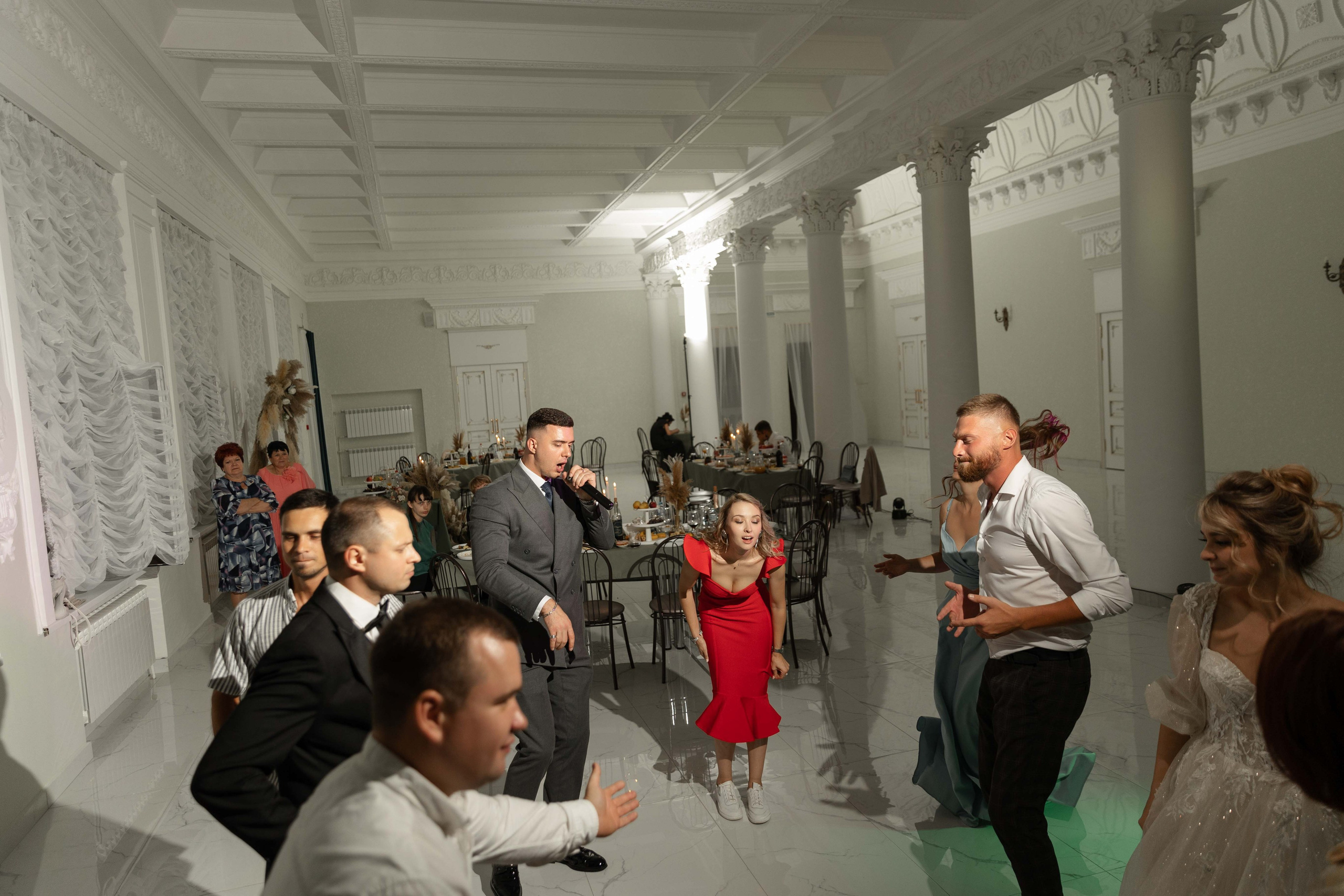 Дом Культуры. Я Ира и я фотографирую свадьбы более 10 лет