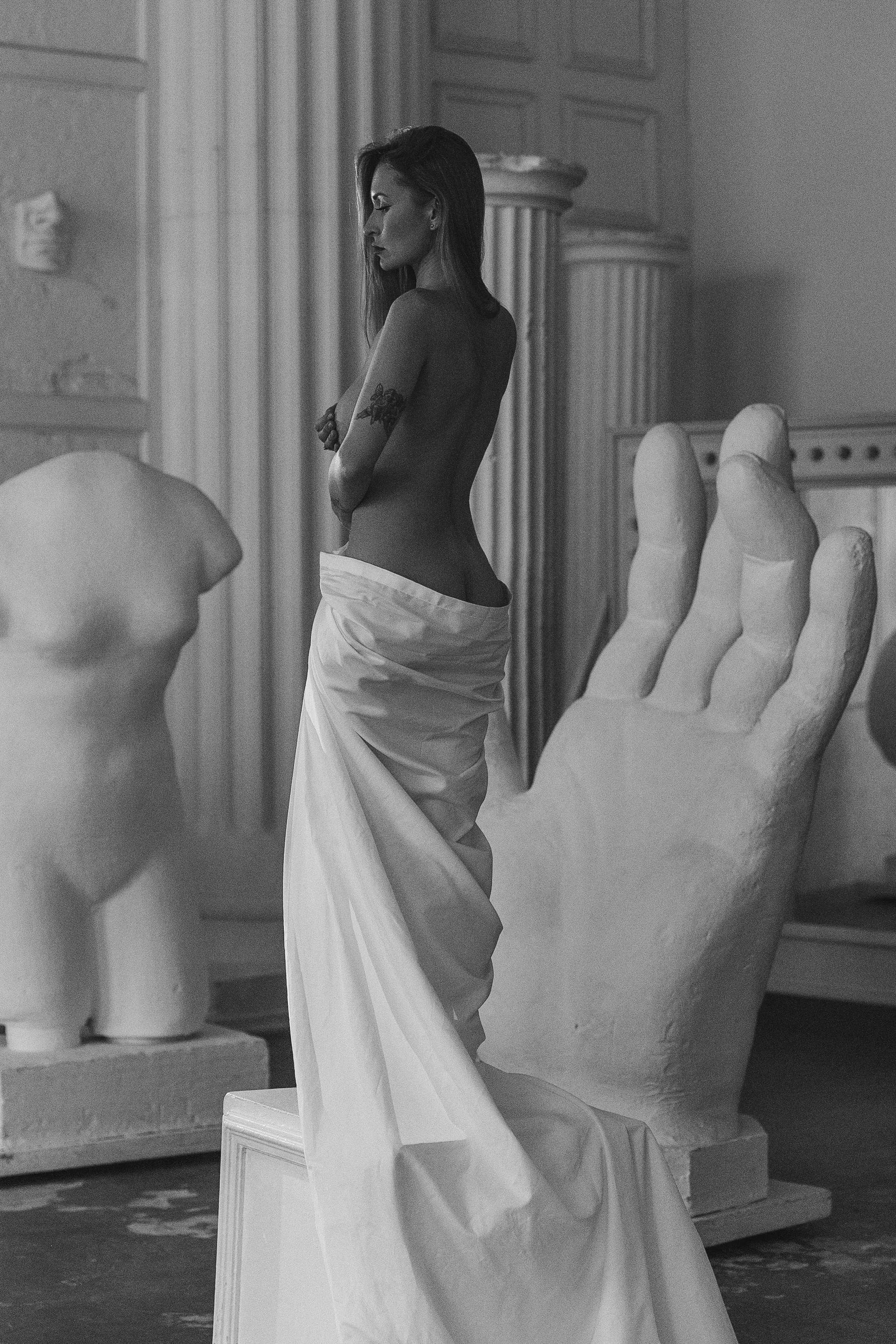 Студии & отели. Модель Москва каталожная и творческая съемка Anna Antlers