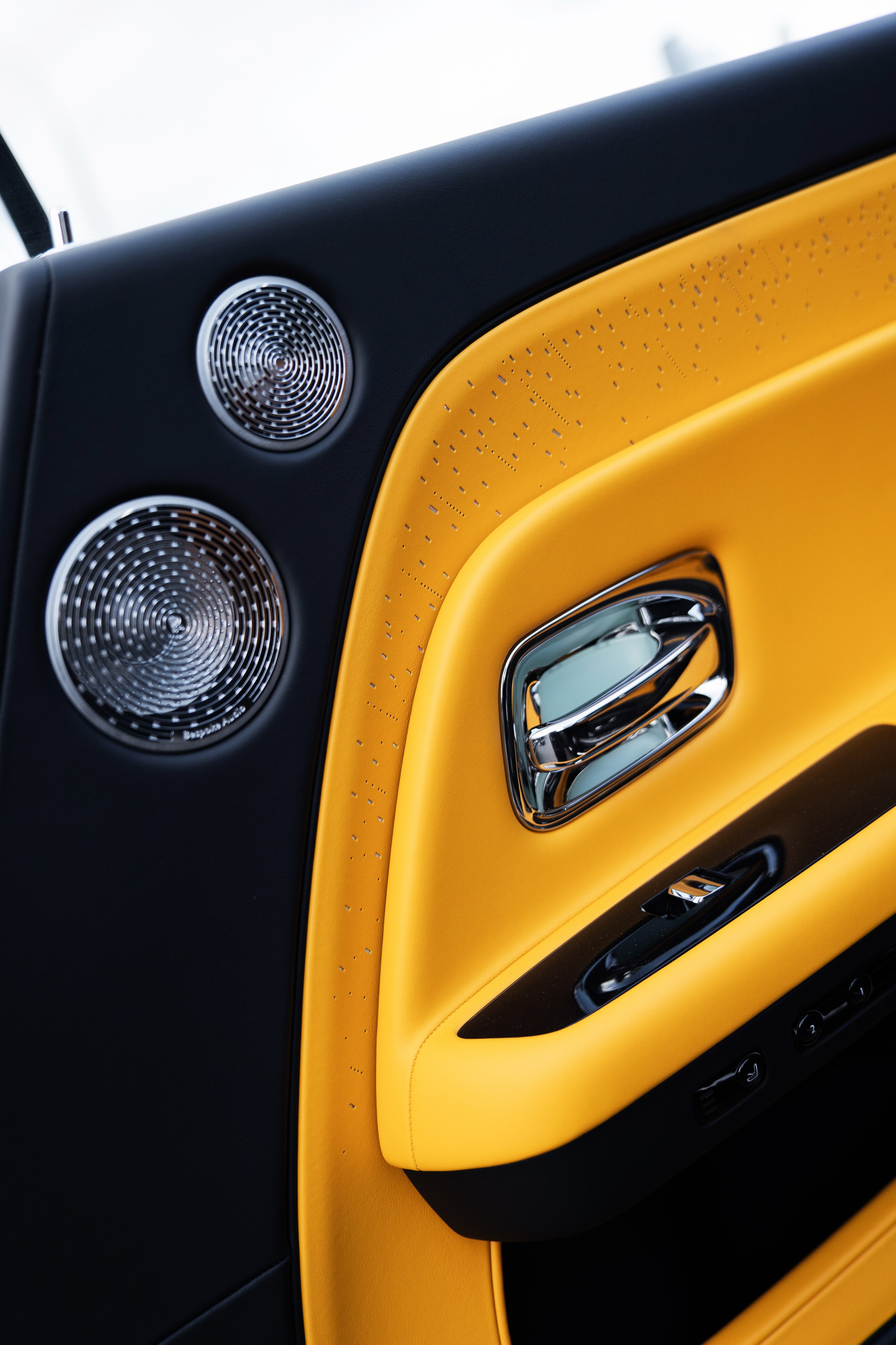 Rolls-Royce Spectre. Автомобильный фотограф Светлана Усова