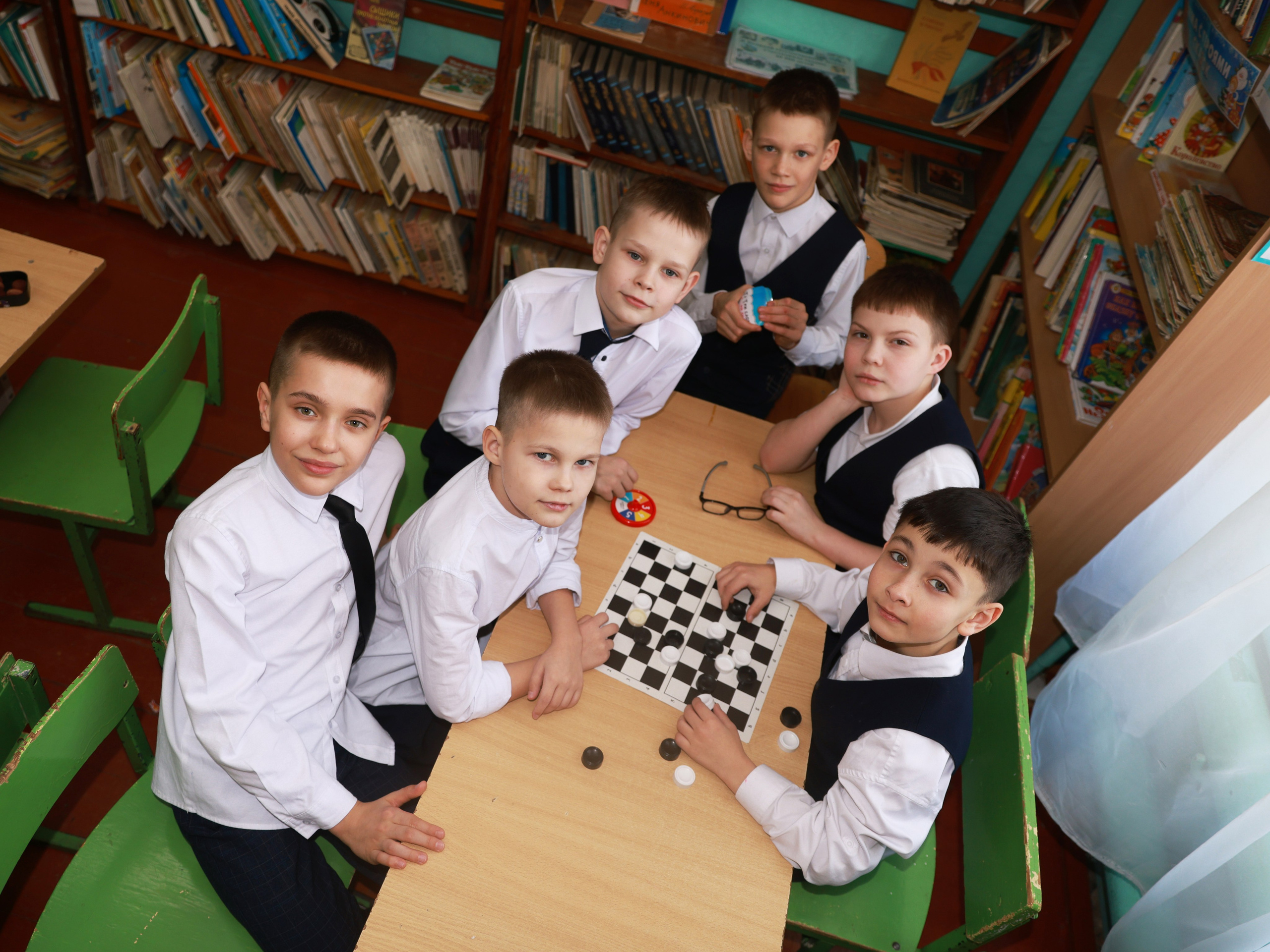 Школьники. Мультифотограф Динара Ахмедзянова