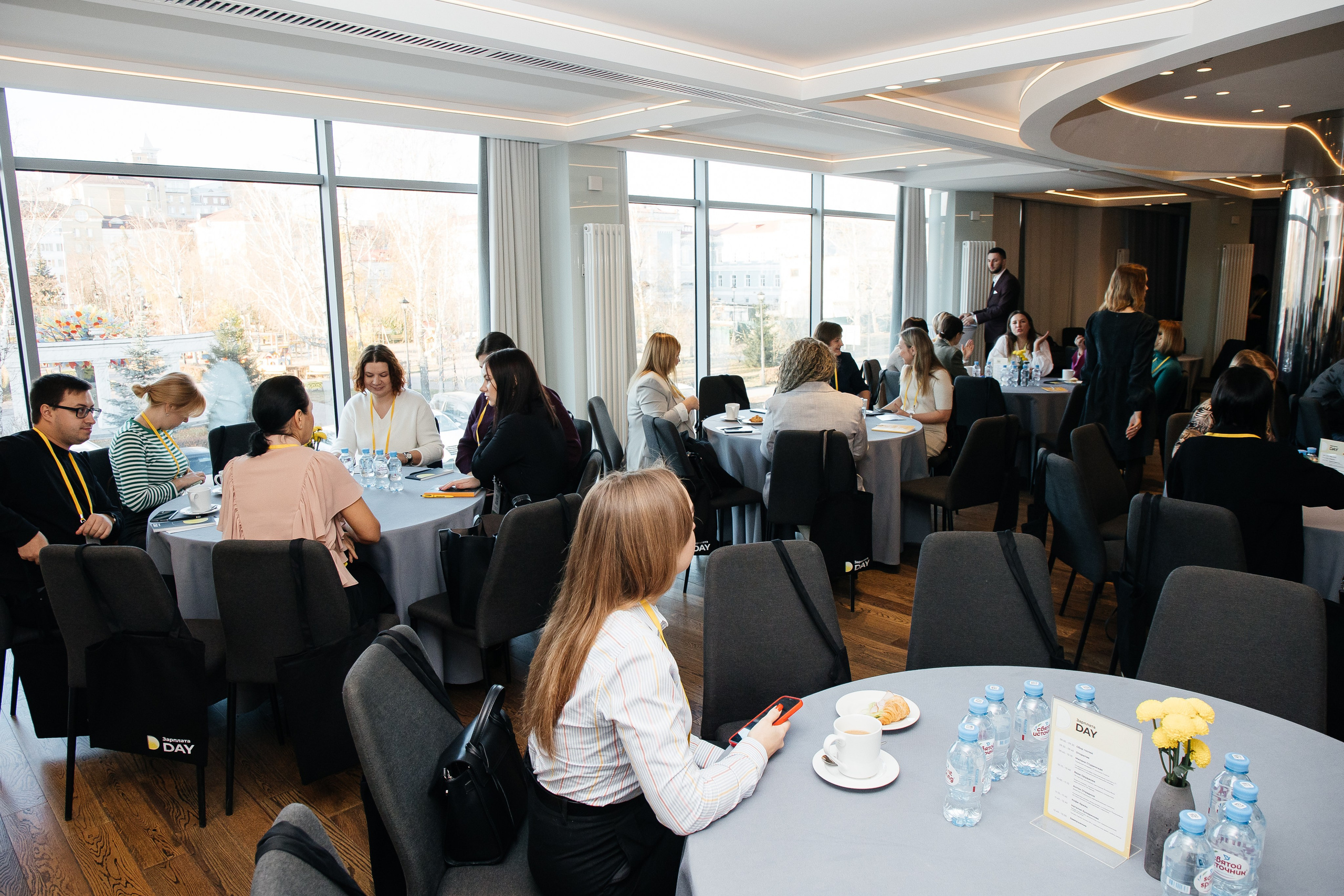 Зарплата.ру. Фотограф Денис Лесковский (Тюмень)