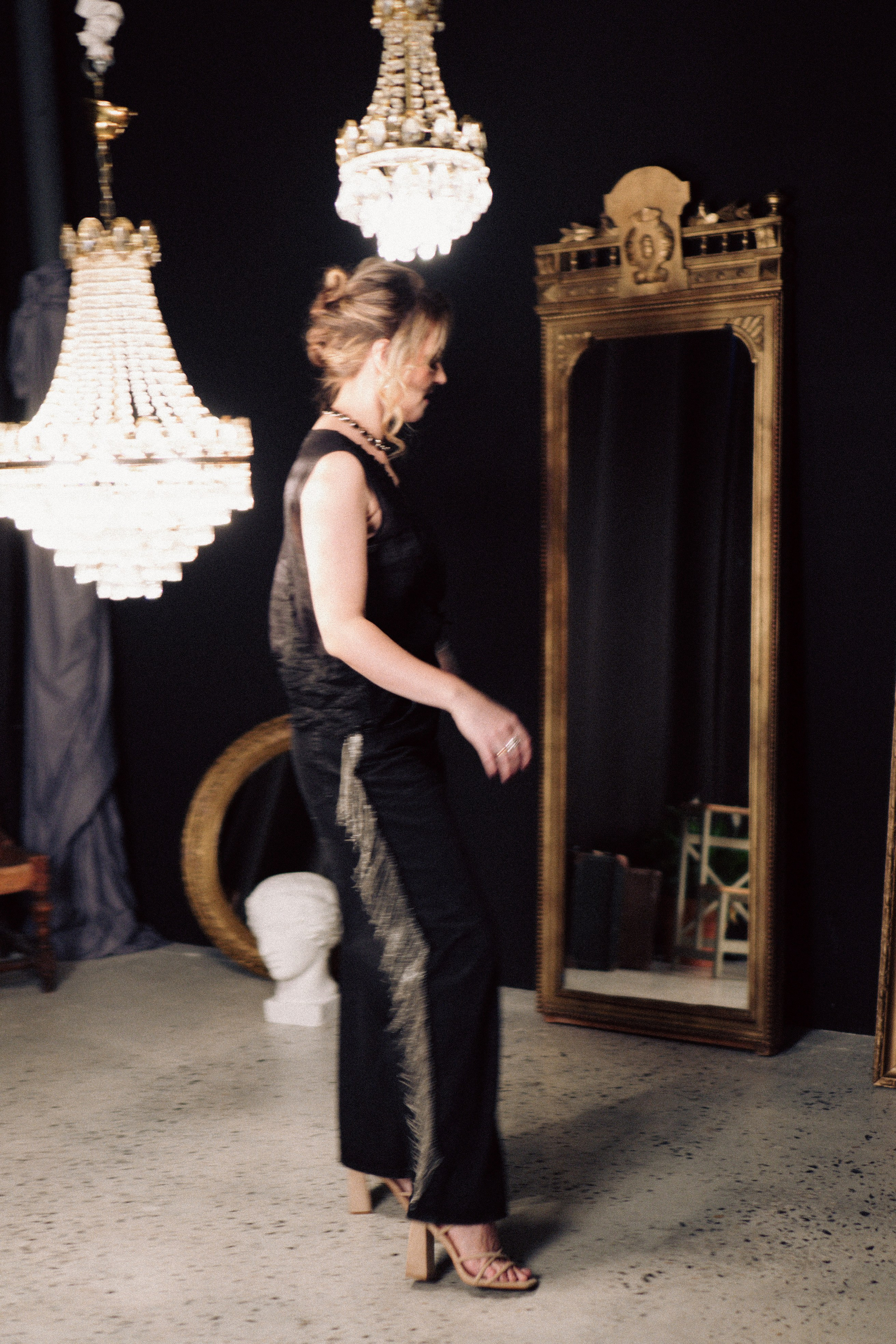 НОВОГОДНЯЯ ФОТОСЕСИИЯ В СТУДИИ ДЛЯ ДЕВУШКИ И ПРОГУЛКА ПО ЧЕРНЫШЕВСКОЙ. Профессиональный фотограф, Санкт-Петербург — Виктория Богомолова