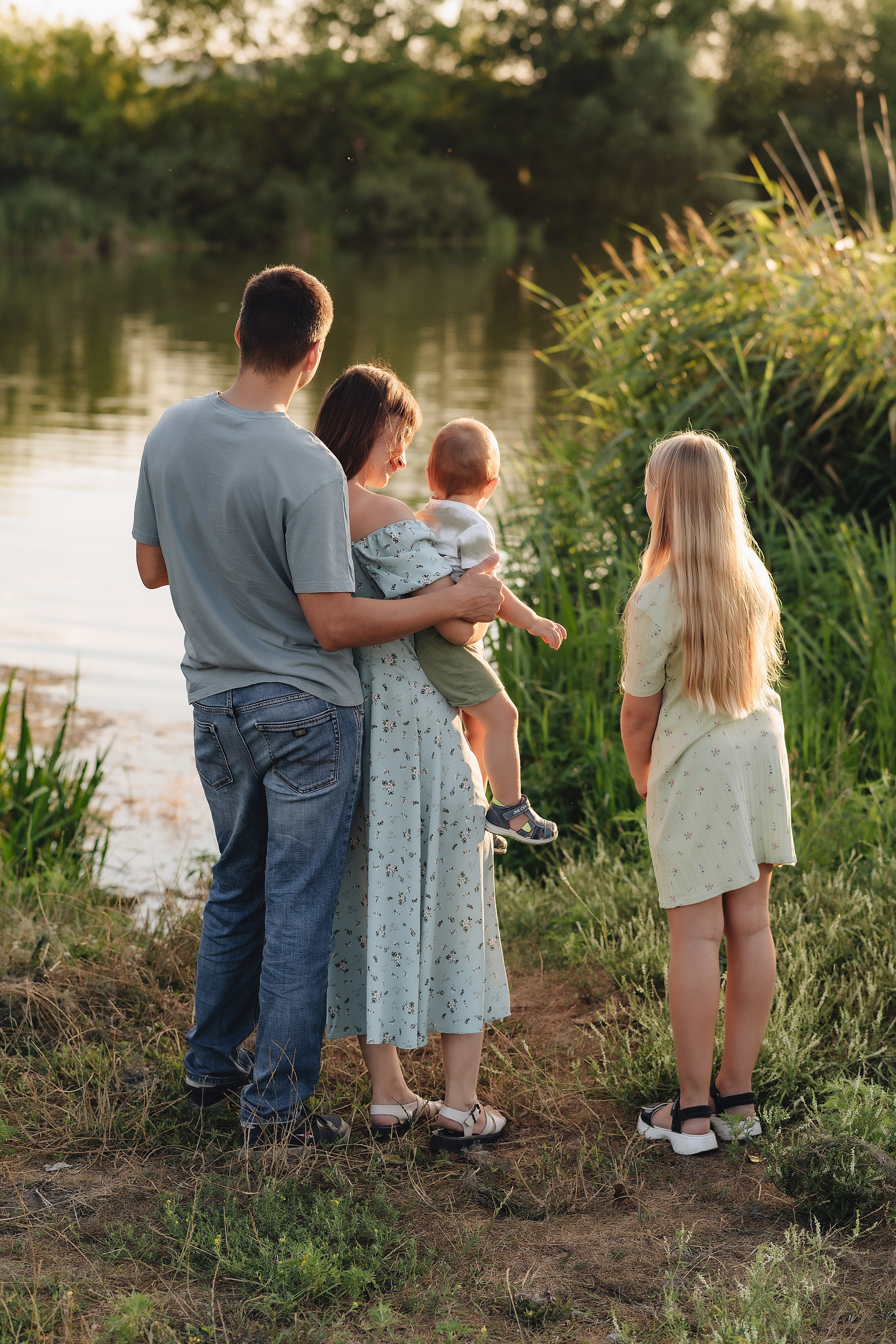 Семейная съемка на закате. Фотограф Карина Шмулёва. Воронеж и область