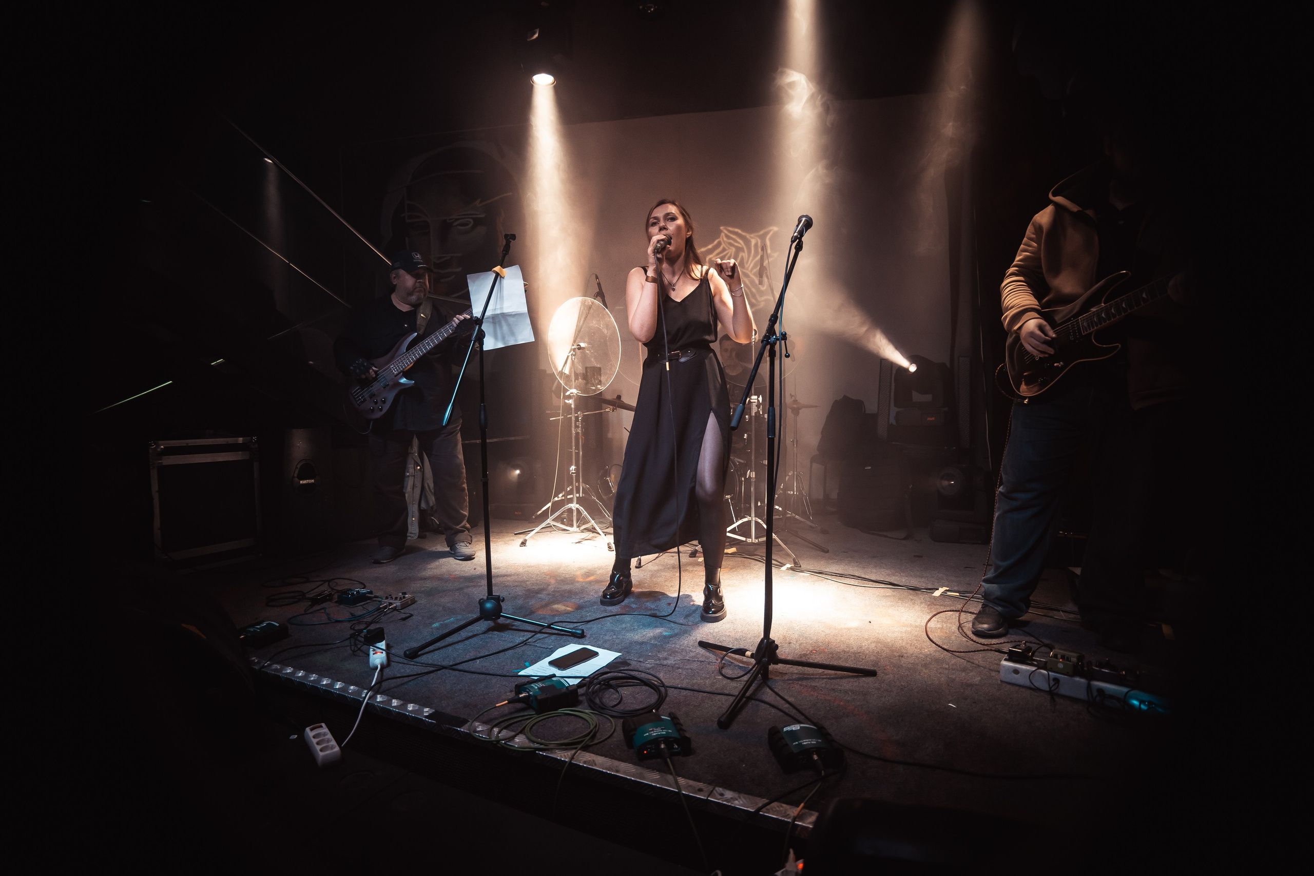 Ko'sandra. Rock night, 30.05.2025, Эрмитаж. Фотограф Регина Крикунова г. Красноярск