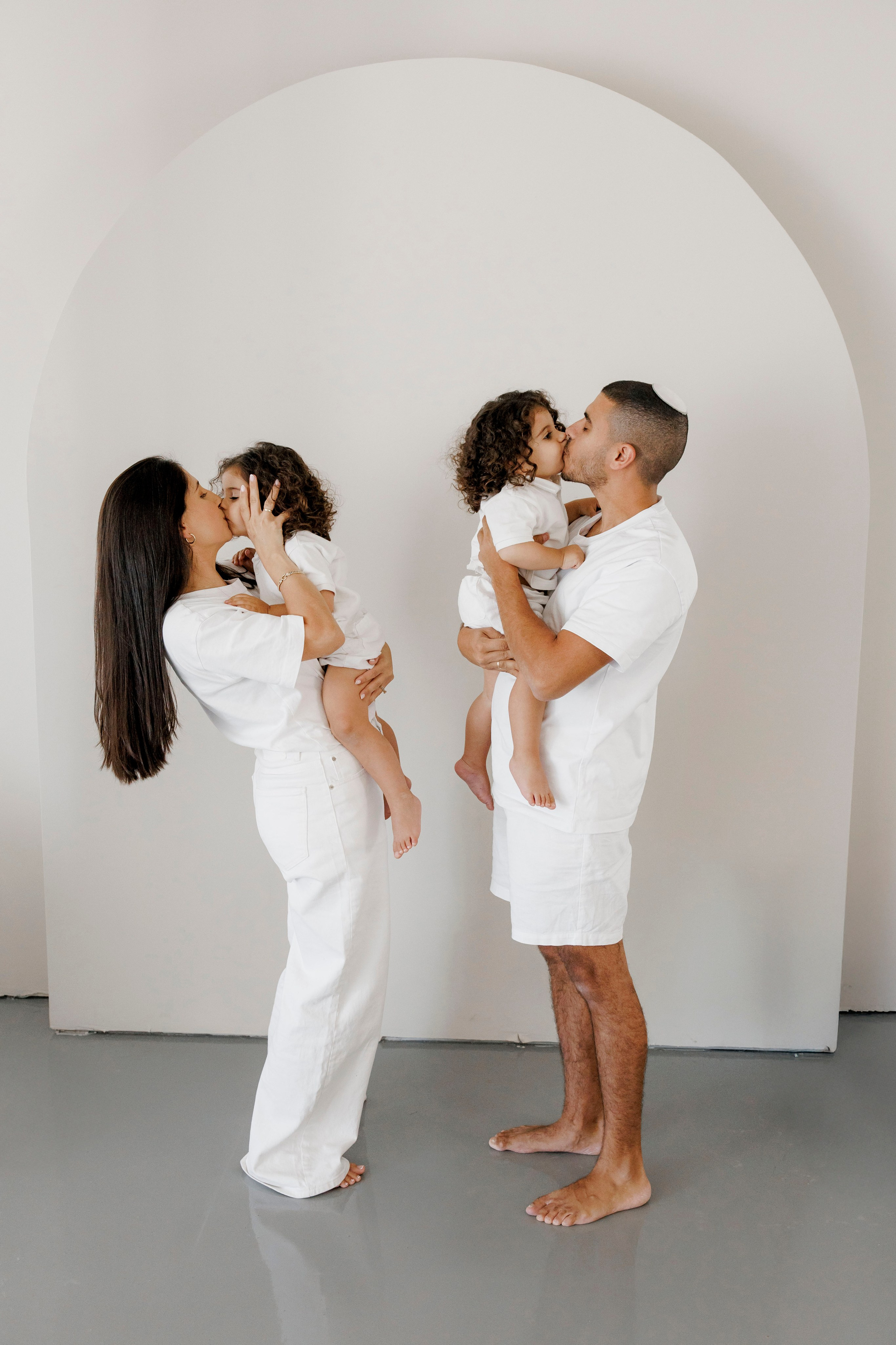 Family photoshoot inside the studio in Hadera. Wedding and family photographer