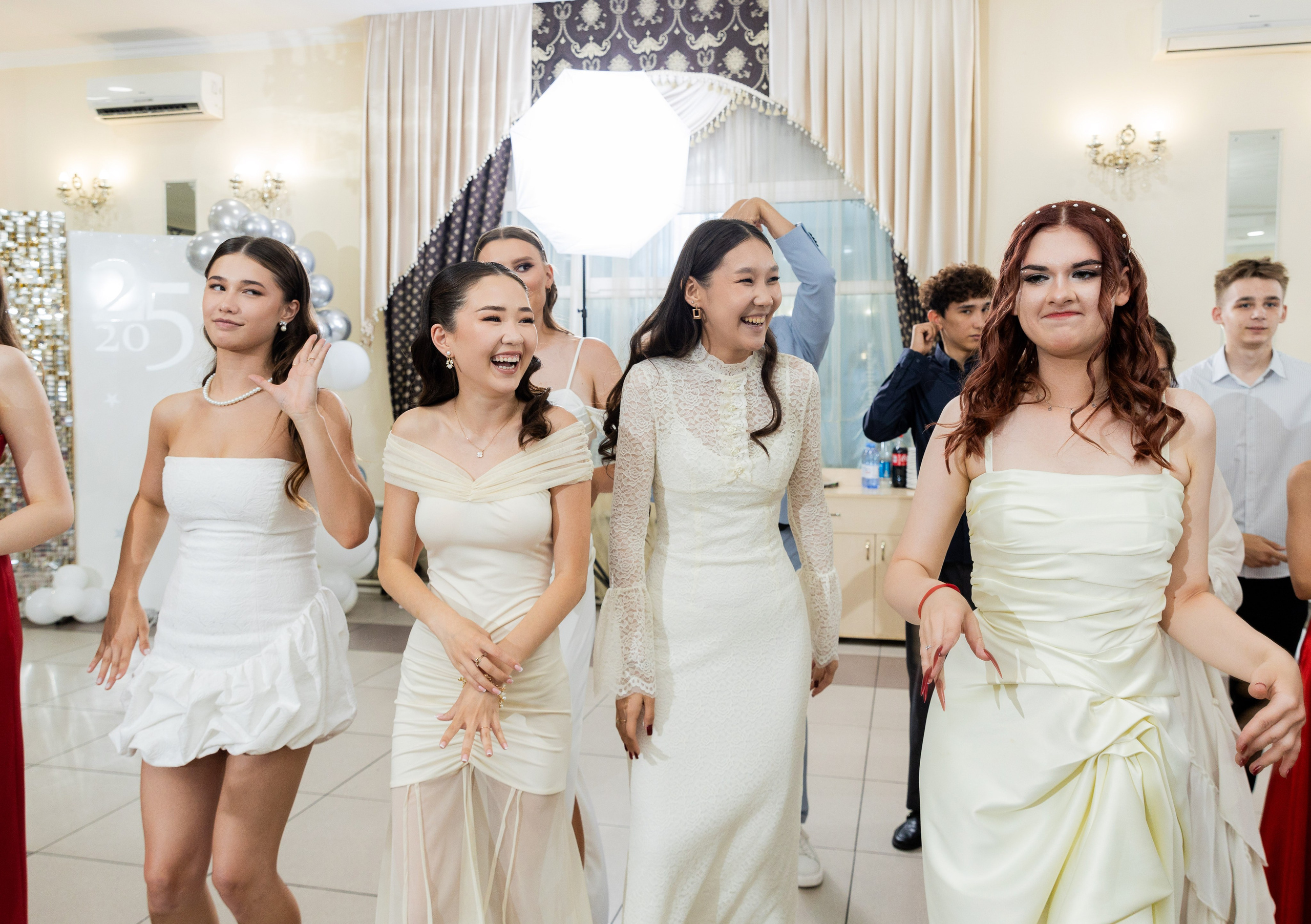 Школа № 10. Выпускной, 11 «А» класс