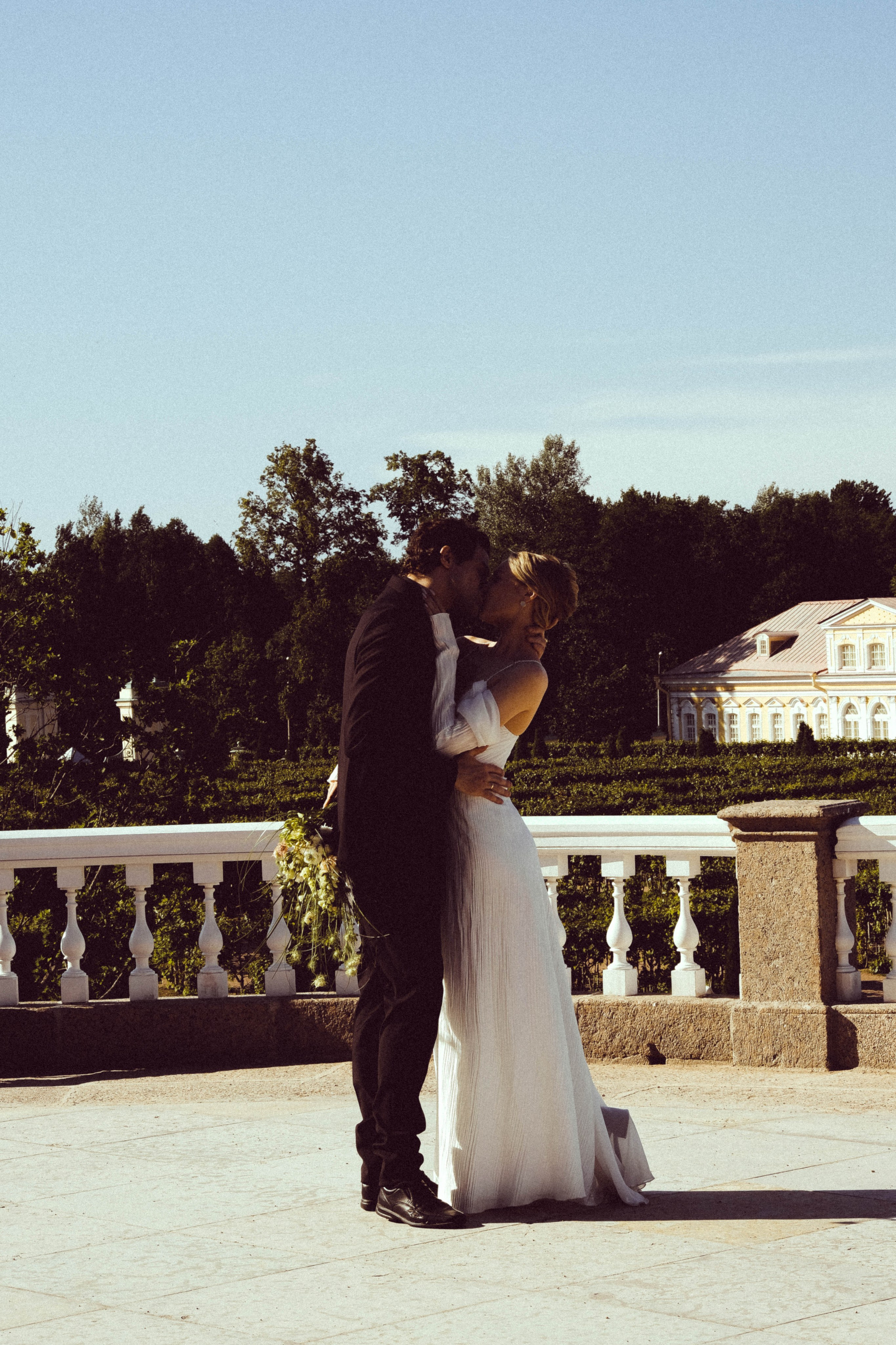 СВАДЕБНАЯ СЬЕМКА В ПАРКЕ ОРАНИЕНБАУМ. Профессиональный фотограф, Санкт-Петербург — Виктория Богомолова