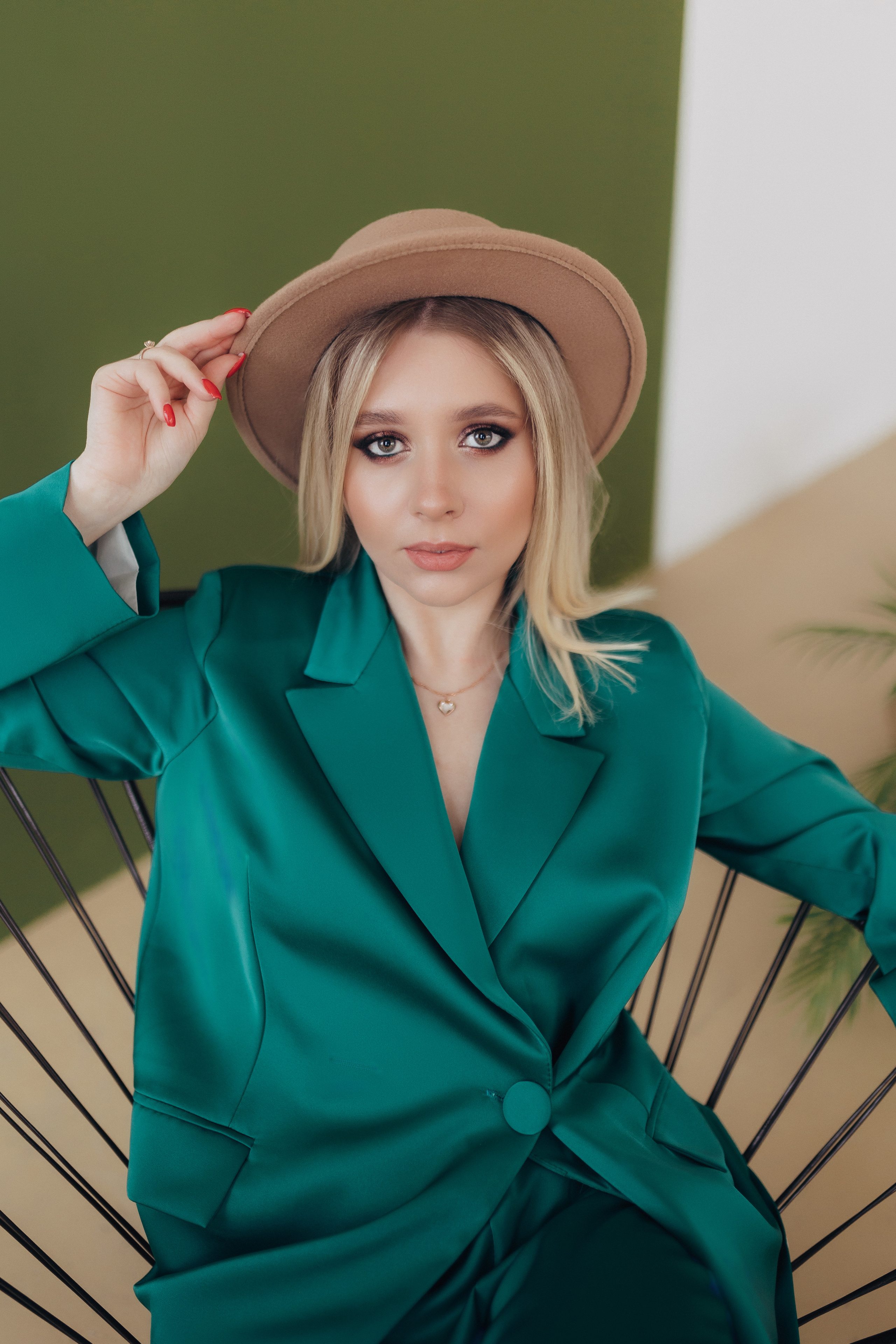 В The room. Свадебный и семейный фотограф в Астрахани Заскокина Анастасия