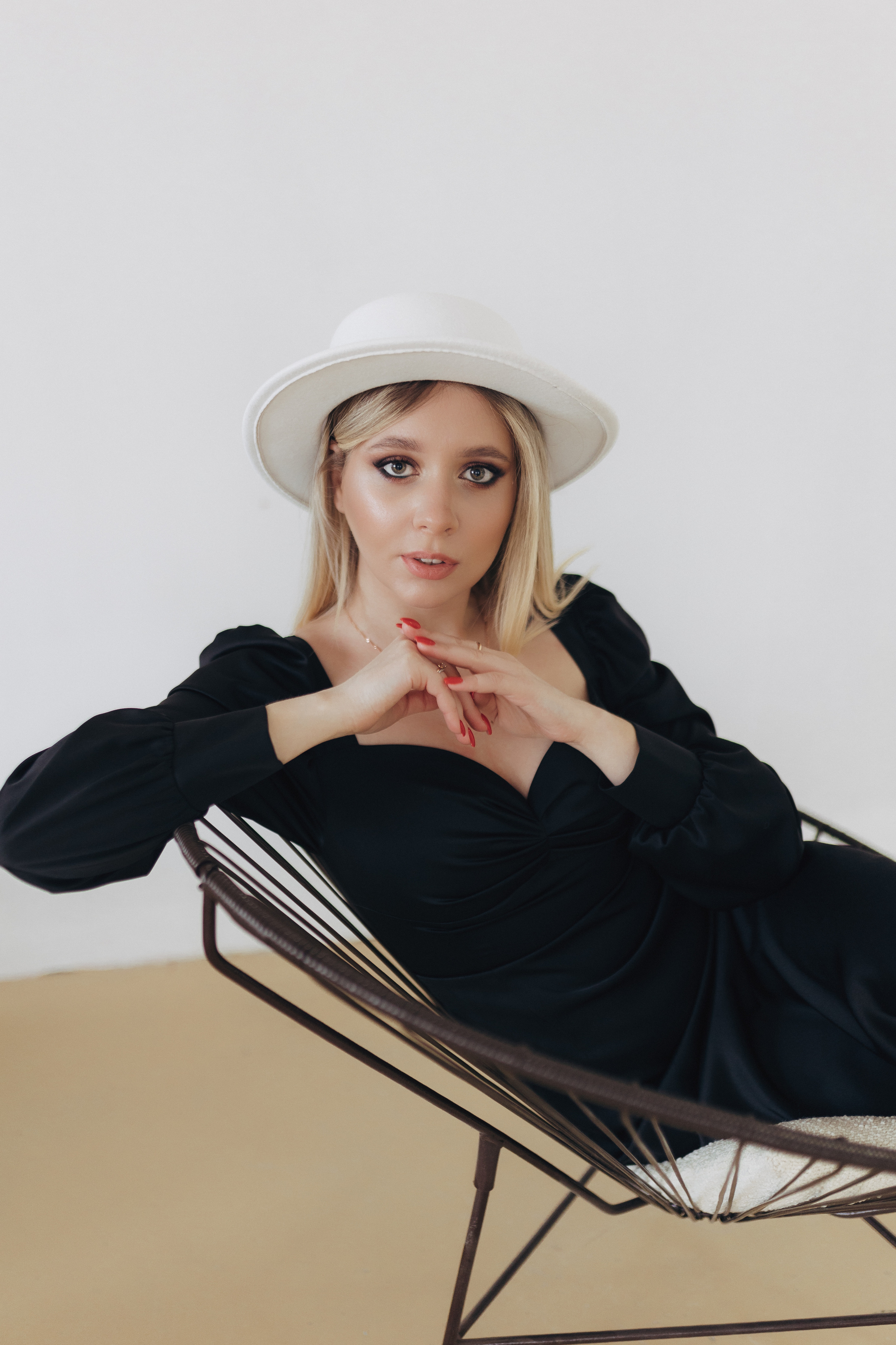 В The room. Свадебный и семейный фотограф в Астрахани Заскокина Анастасия