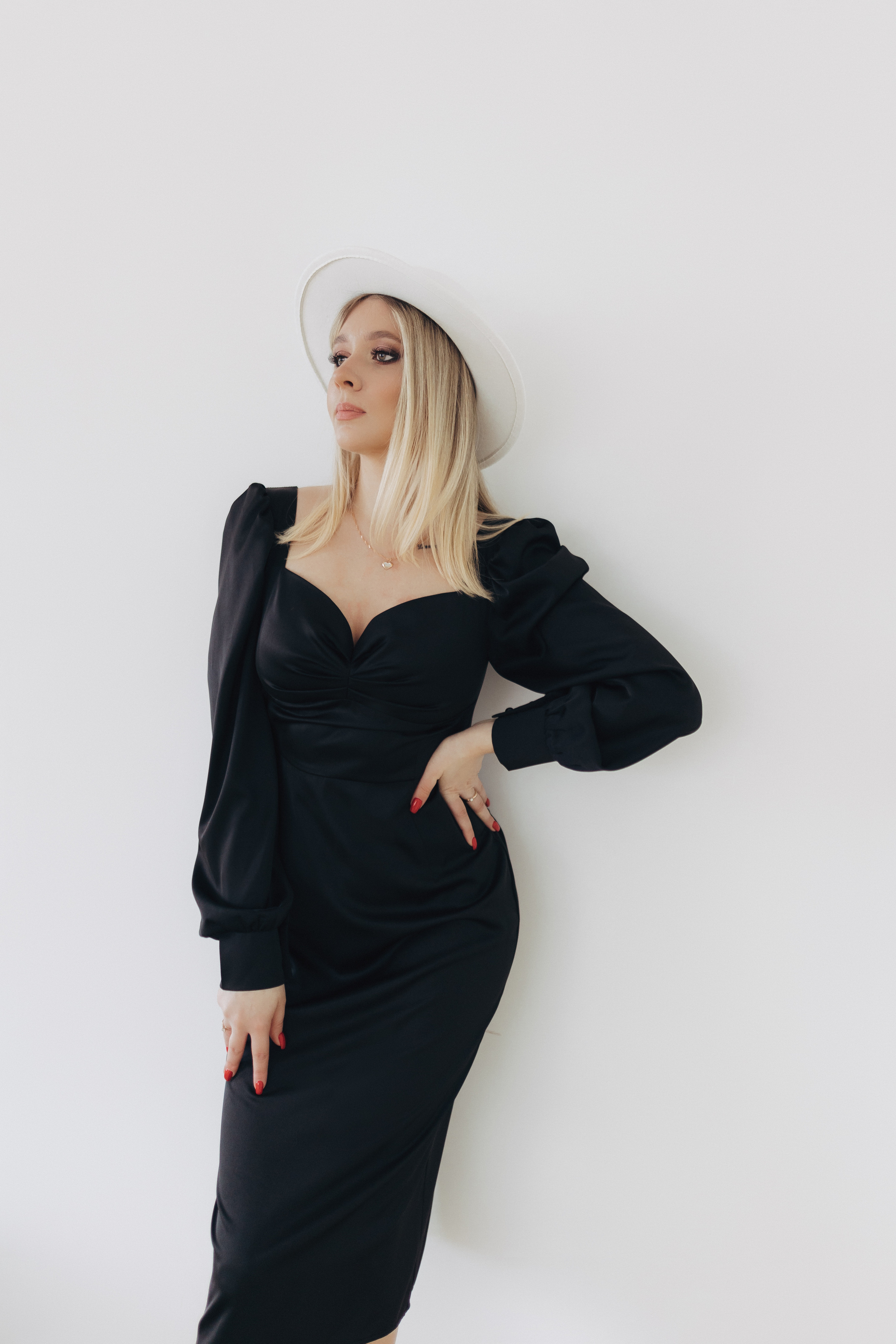 В The room. Свадебный и семейный фотограф в Астрахани Заскокина Анастасия