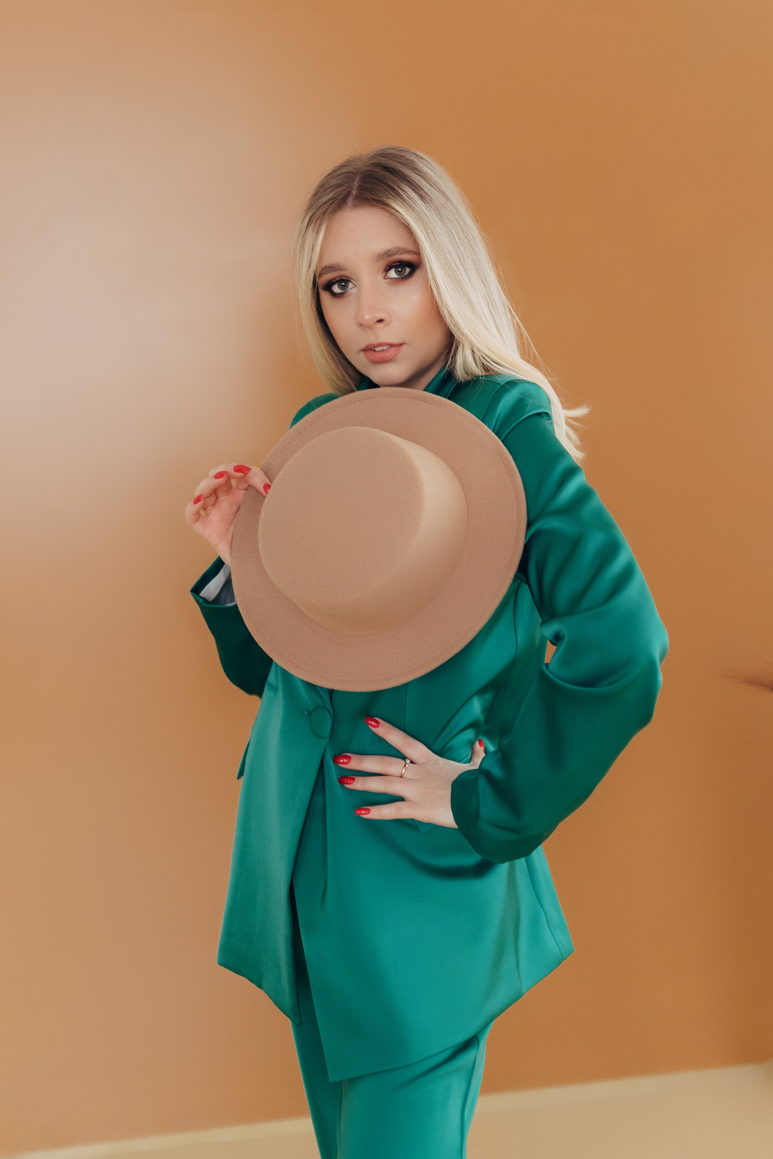 В The room. Свадебный и семейный фотограф в Астрахани Заскокина Анастасия