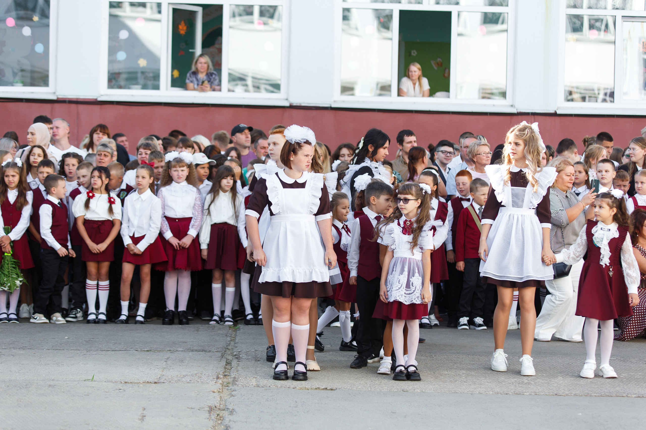 01 СЕНТЯБРЯ 2024 (МБОУ г. Мценска «Средняя школа № 9»). Профессиональный фотограф в Мценске и Орловской области