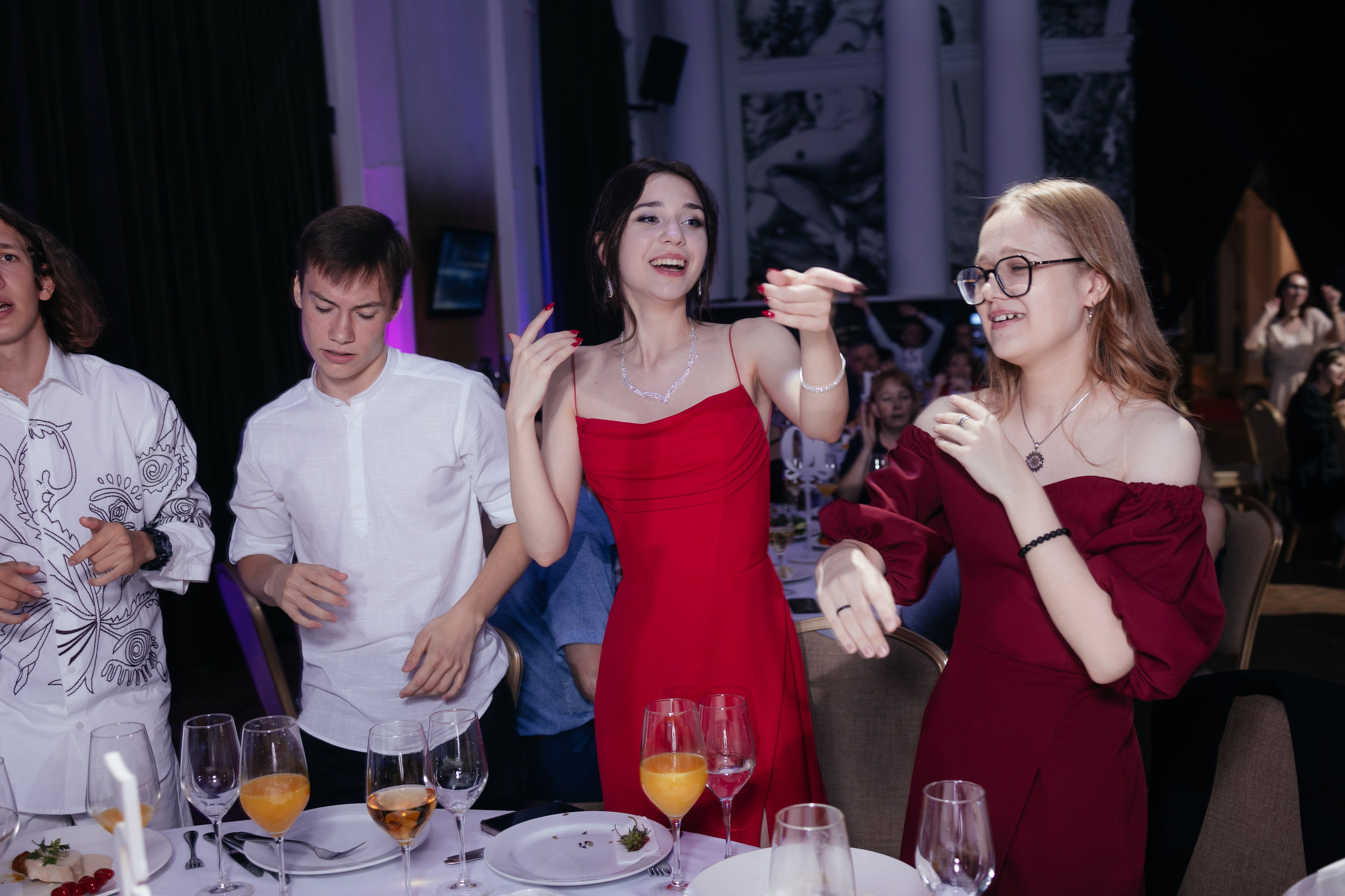 Выпускной 11 класс. Фотограф Крохин Олег