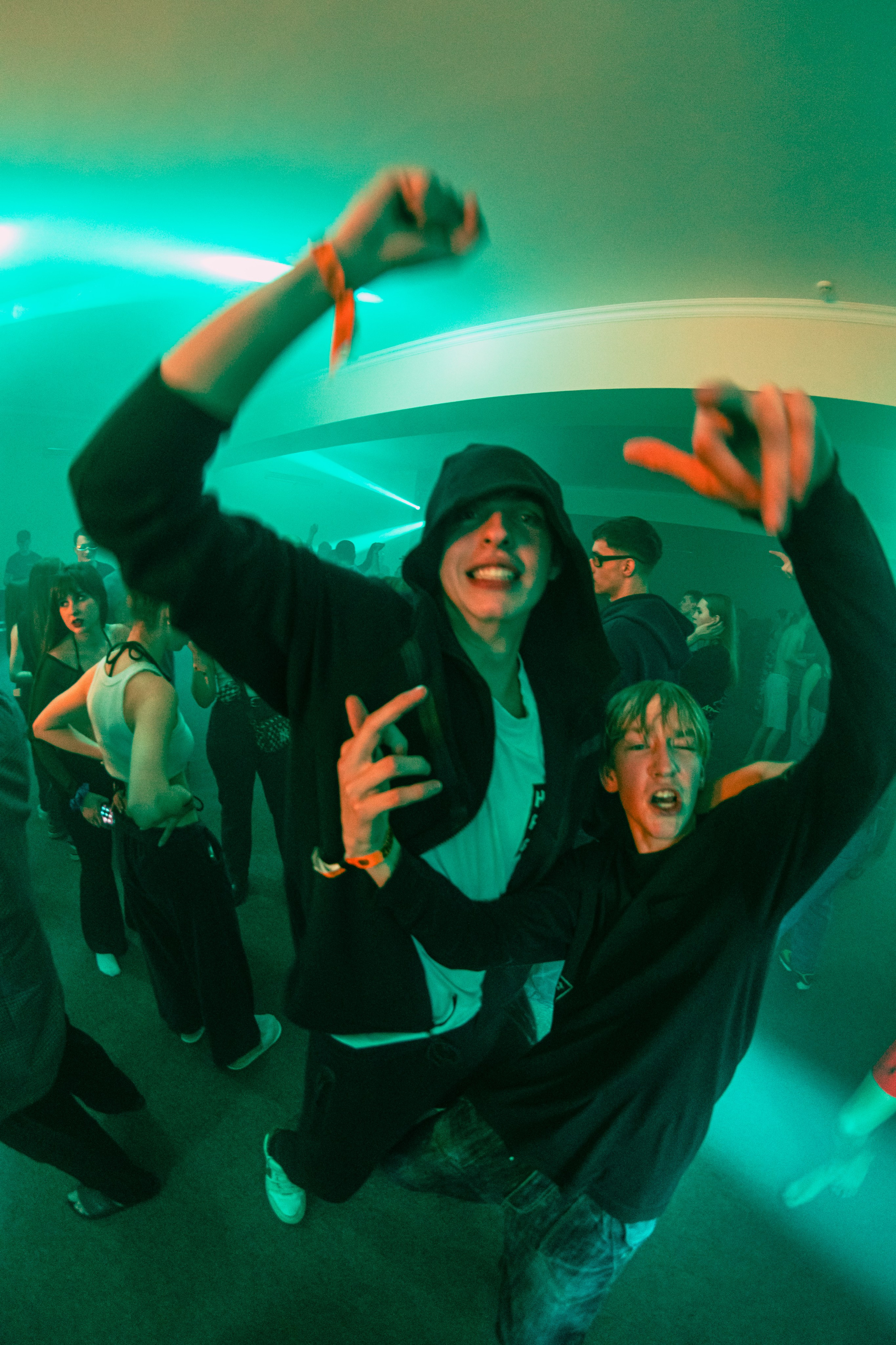 ZHARA TOUR DOMBAY | 2025 | PART1. ZHARA CREW