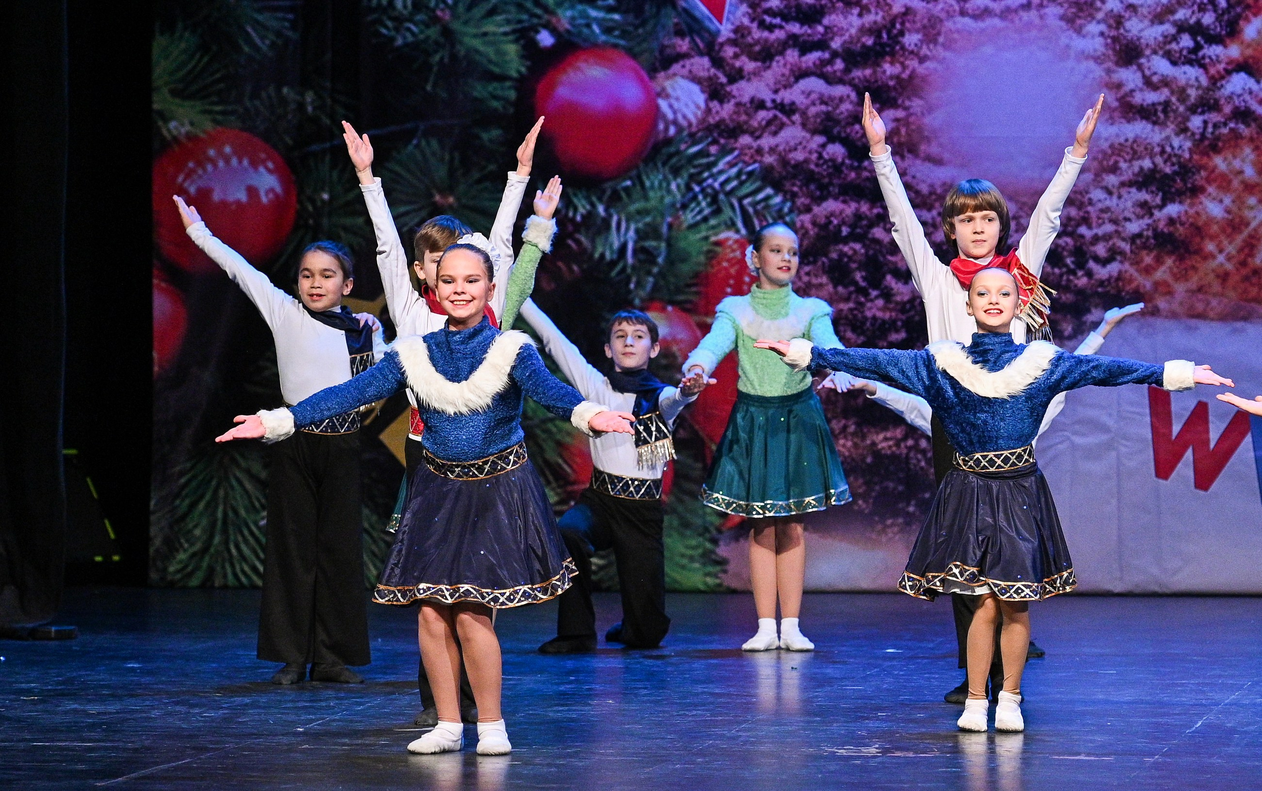 14.11.2024 «Новогодний Звездопад Талантов» Фестивальное движение «Шаг к мечте» г. Москва. Медиастудия Фото Концепт