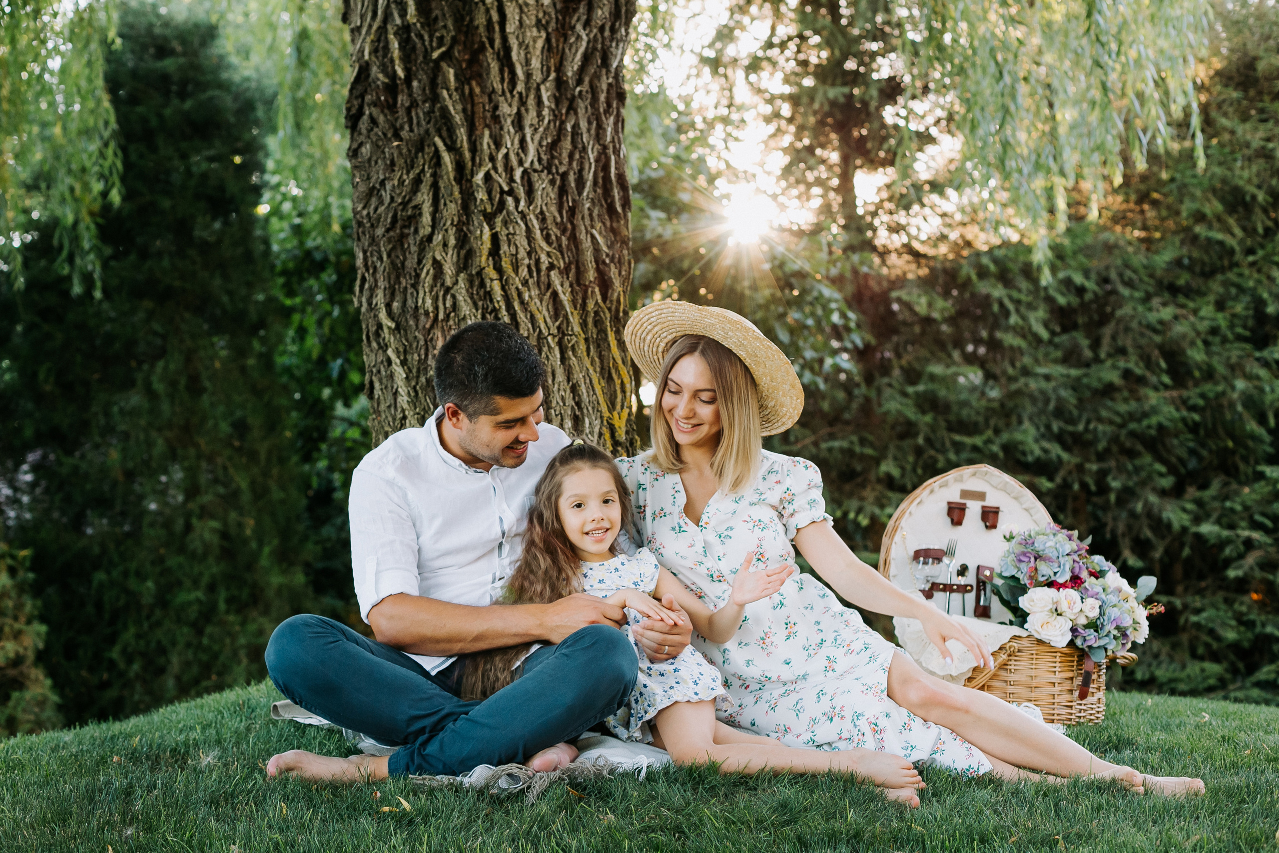 Family weekend at Old House. Maya Alieva Wedding Photographer in St.Petersburg