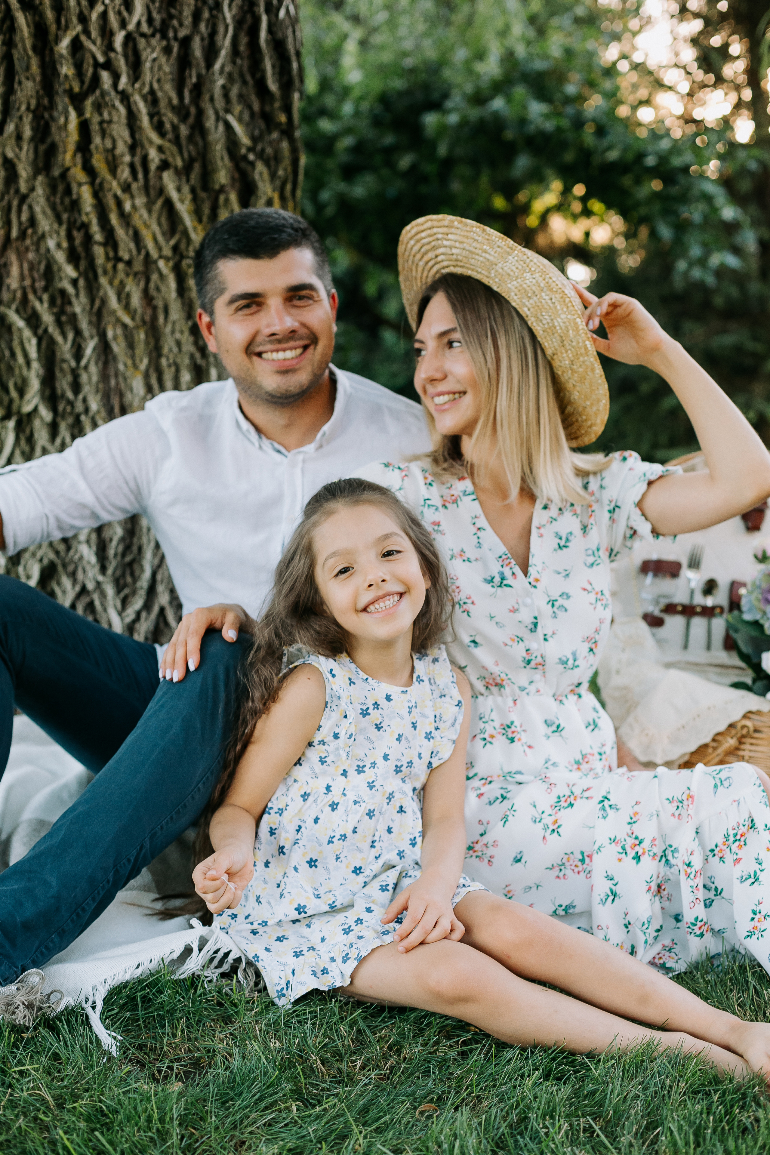 Family weekend at Old House. Maya Alieva Wedding Photographer in St.Petersburg