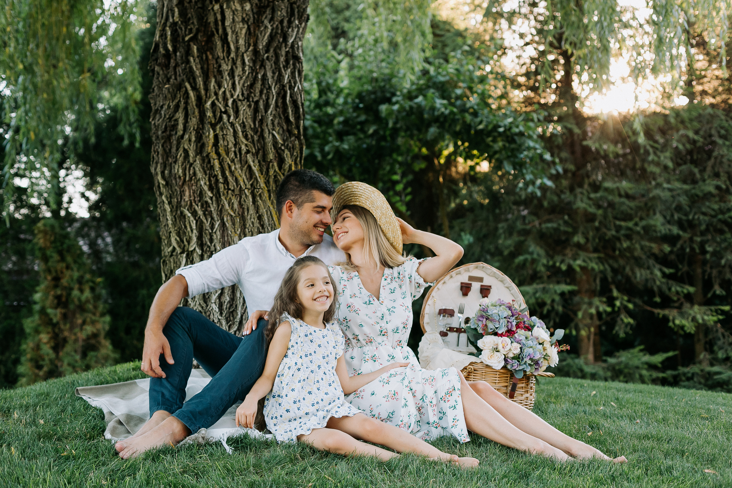 Family weekend at Old House. Maya Alieva Wedding Photographer in St.Petersburg