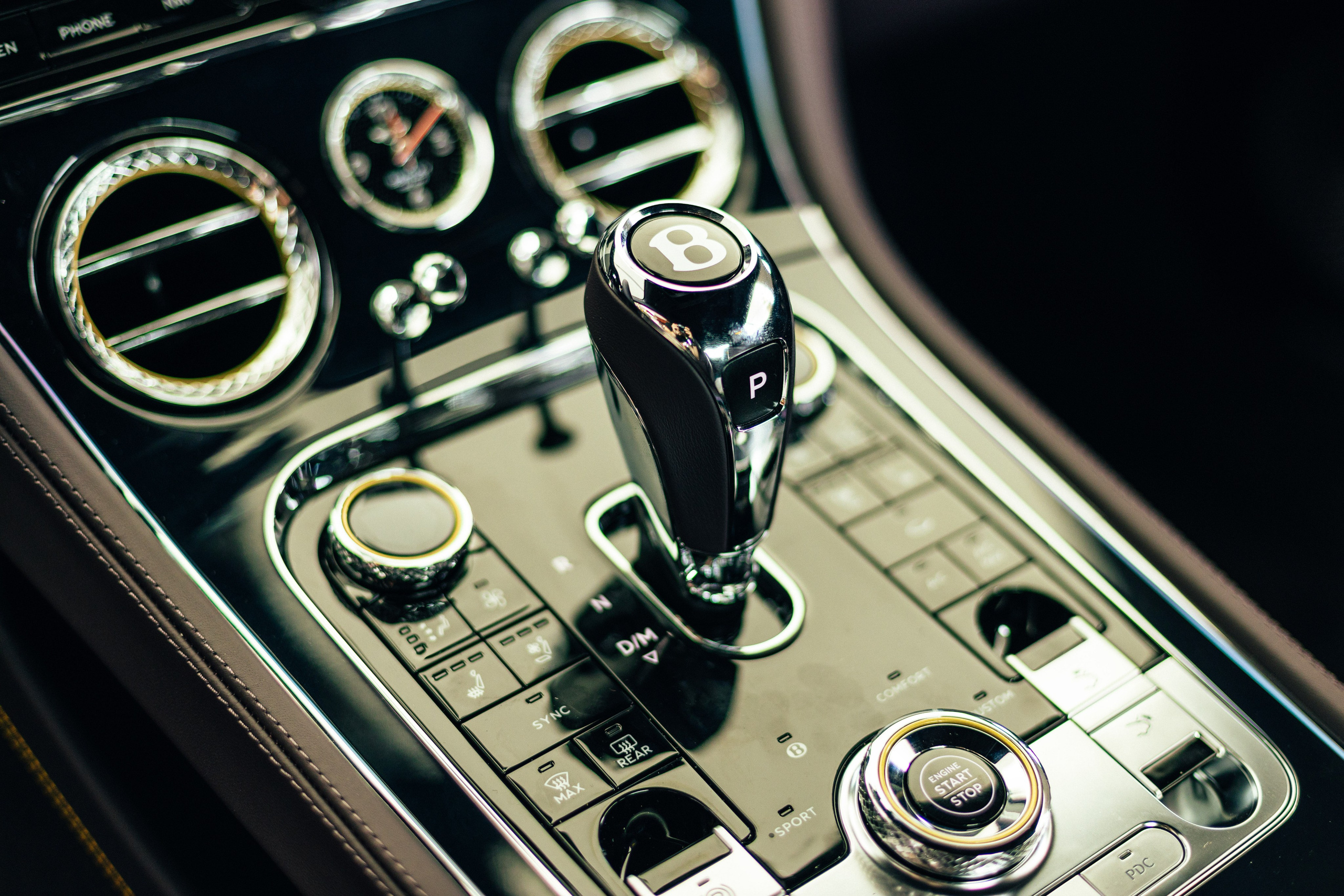 14.06.20 bentley. Руслан Плахтеев