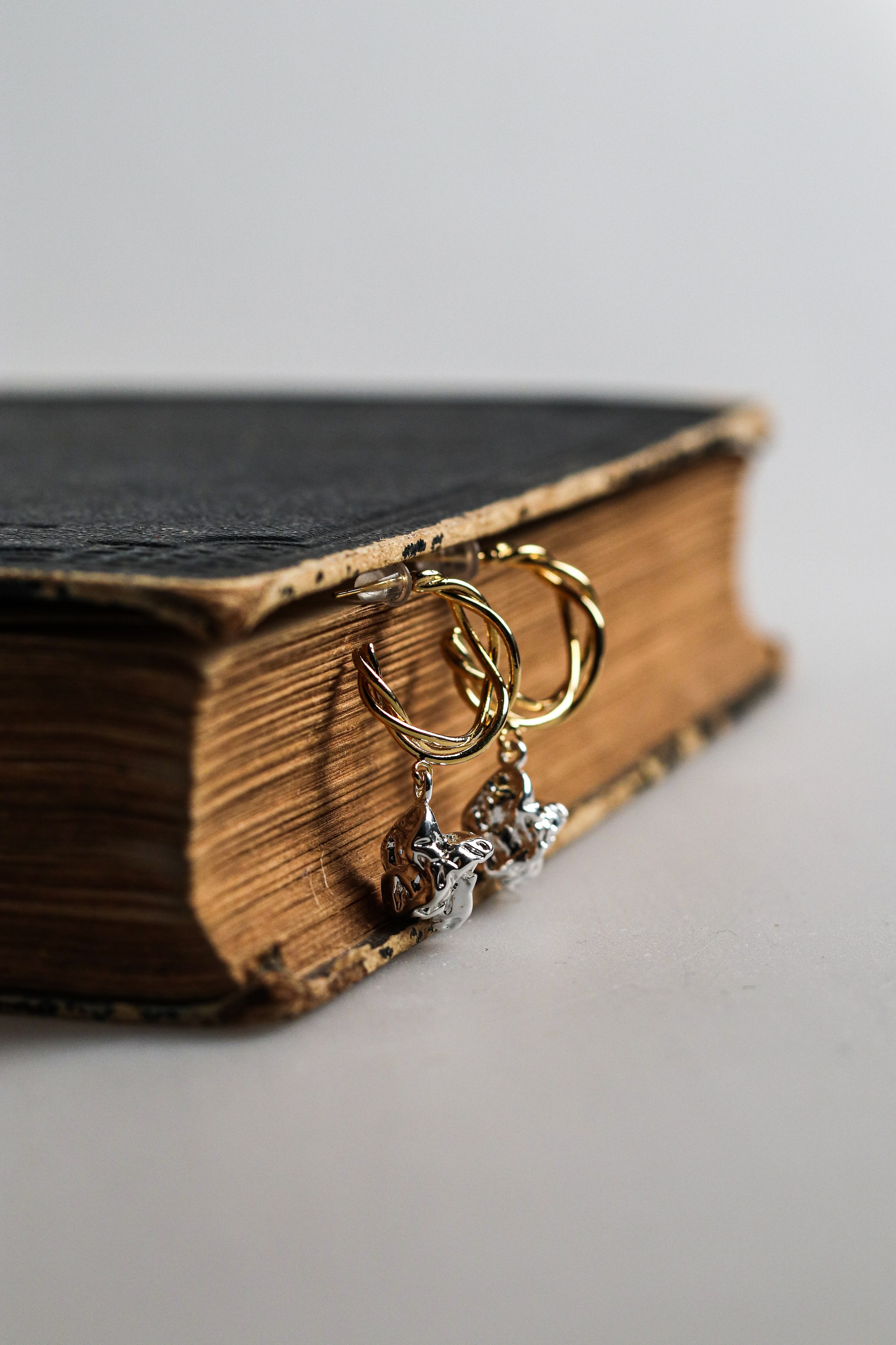 «Алена Колесник» магазин уникальных украшений. Контент фотограф Дмитрий Борисов