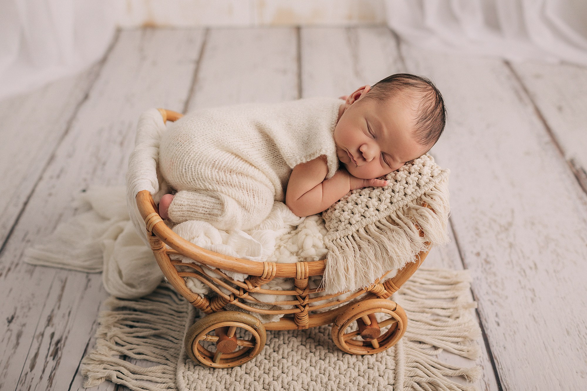 Ваня 8 дней. Семейный фотограф новорождённых в Серпухове Юлия Новикова +79637785957