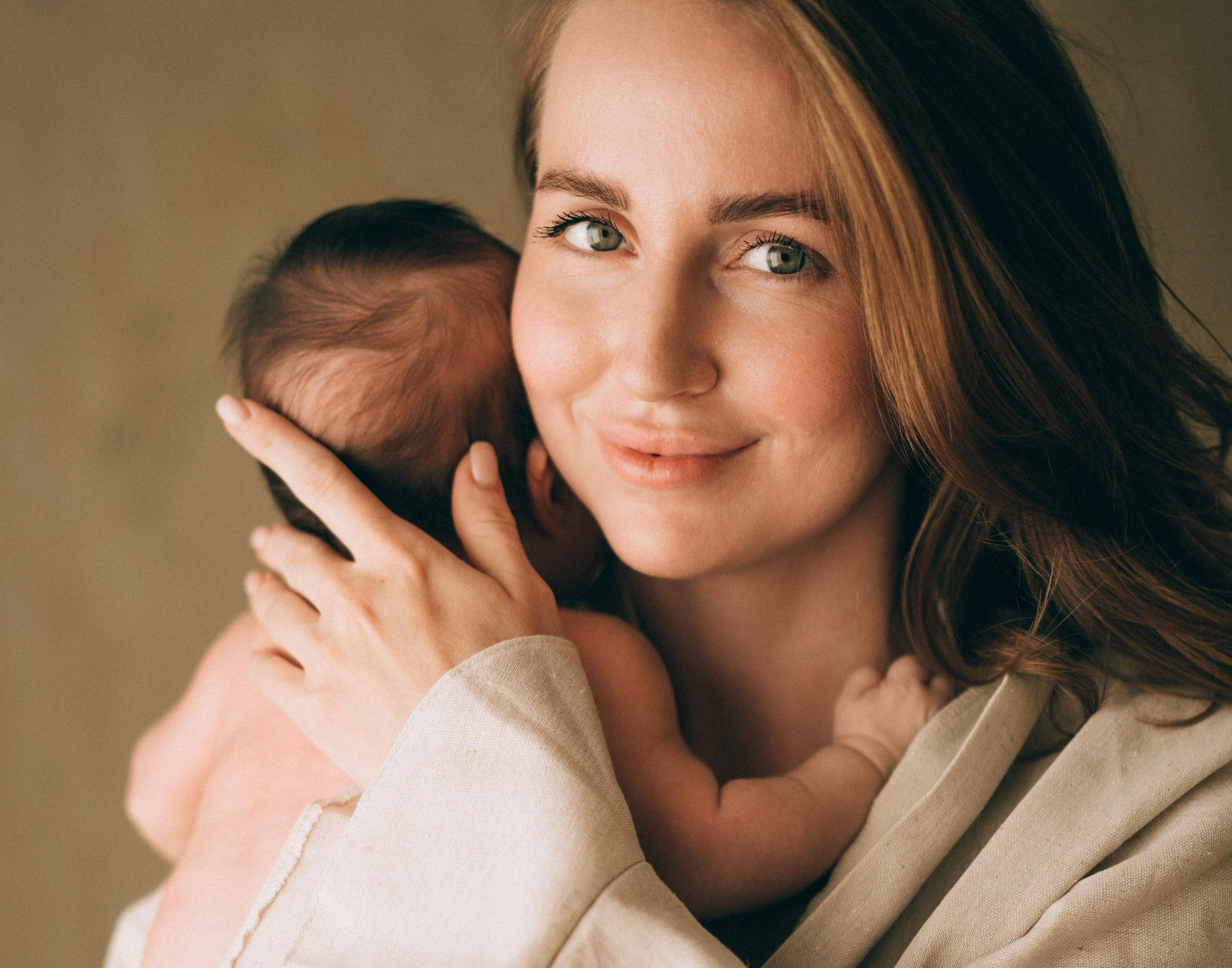 Домашняя фотосессия вчетвером. Семейный, ньюборн фотограф, фотограф на роды в Москве, Виктория Тюльдюкова