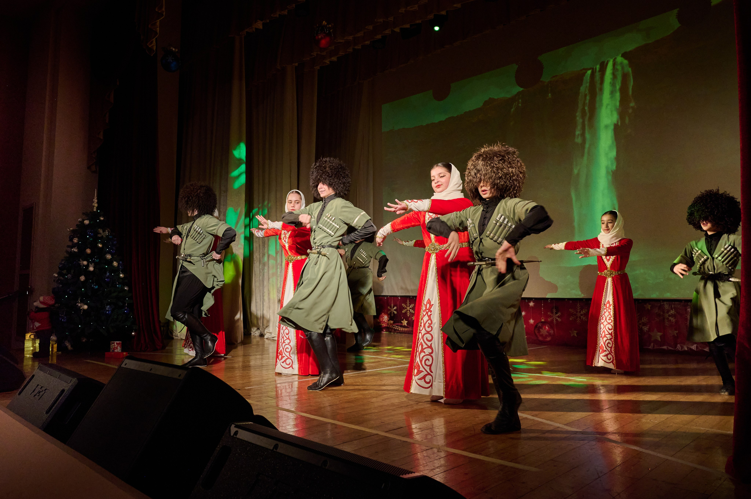 Новогодний концерт. Жизнь курорта Кабардинка в фотографиях