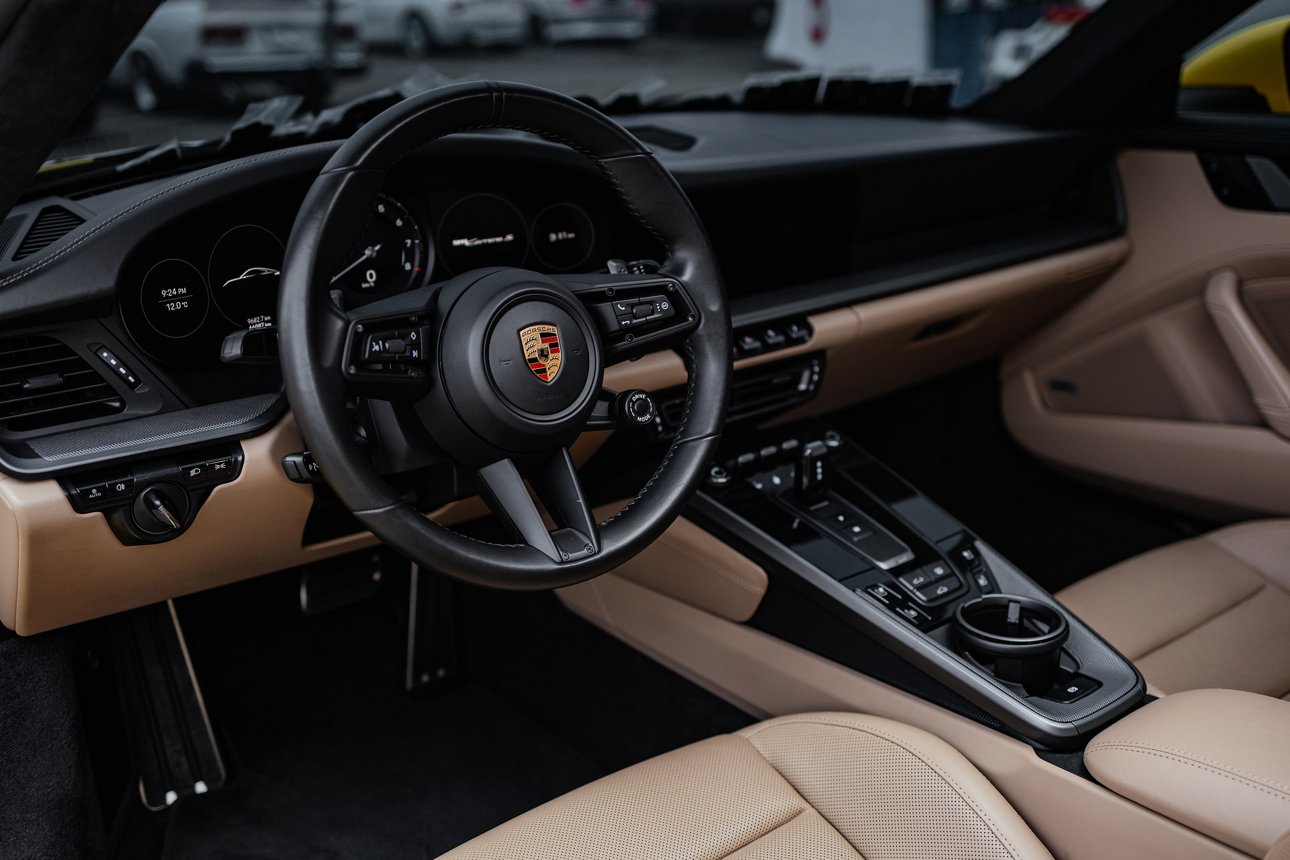 Автомобили