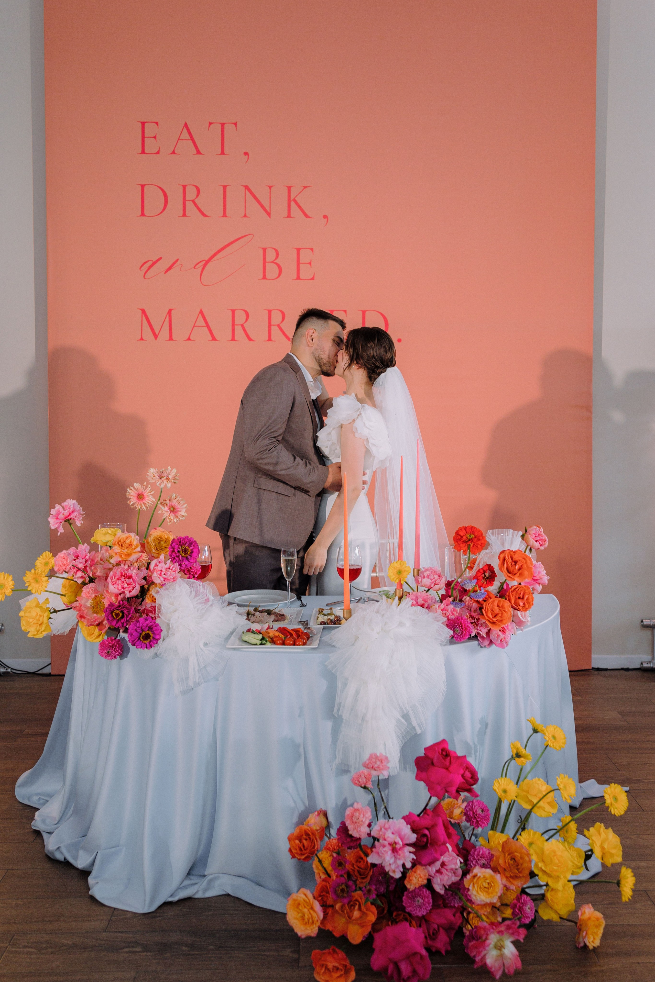 Vanya & Valeria. Главная