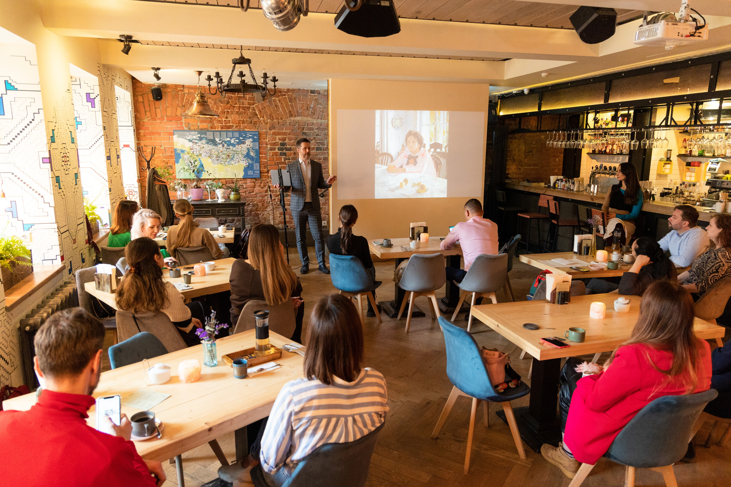 Бизнес-встречи/завтраки. Репортажный фотограф в Москве Юрьев Денис