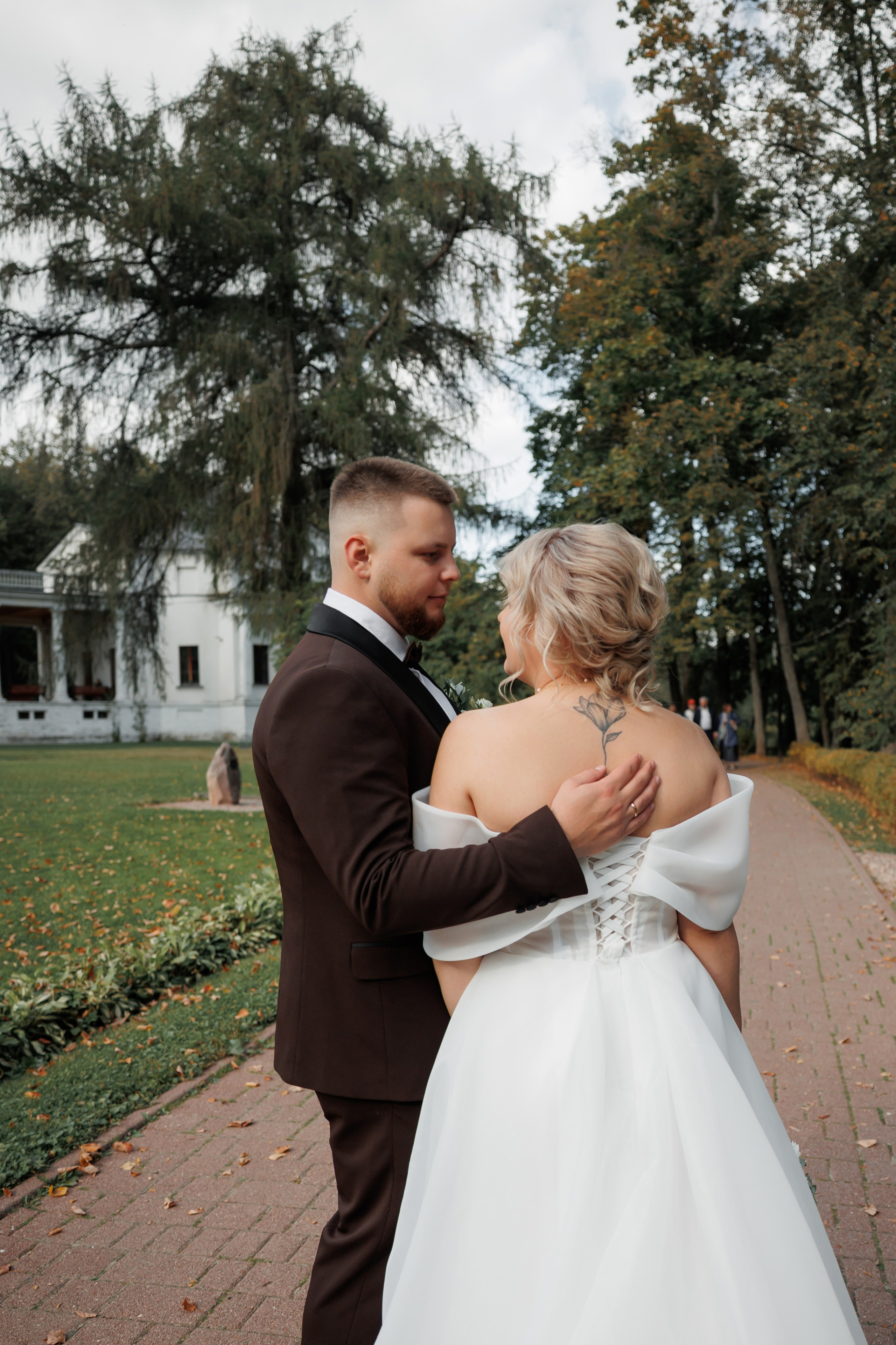 Регистрация и прогулка в Остафьево. Свадебный и репортажный фотограф (Москва, Королев и другие)