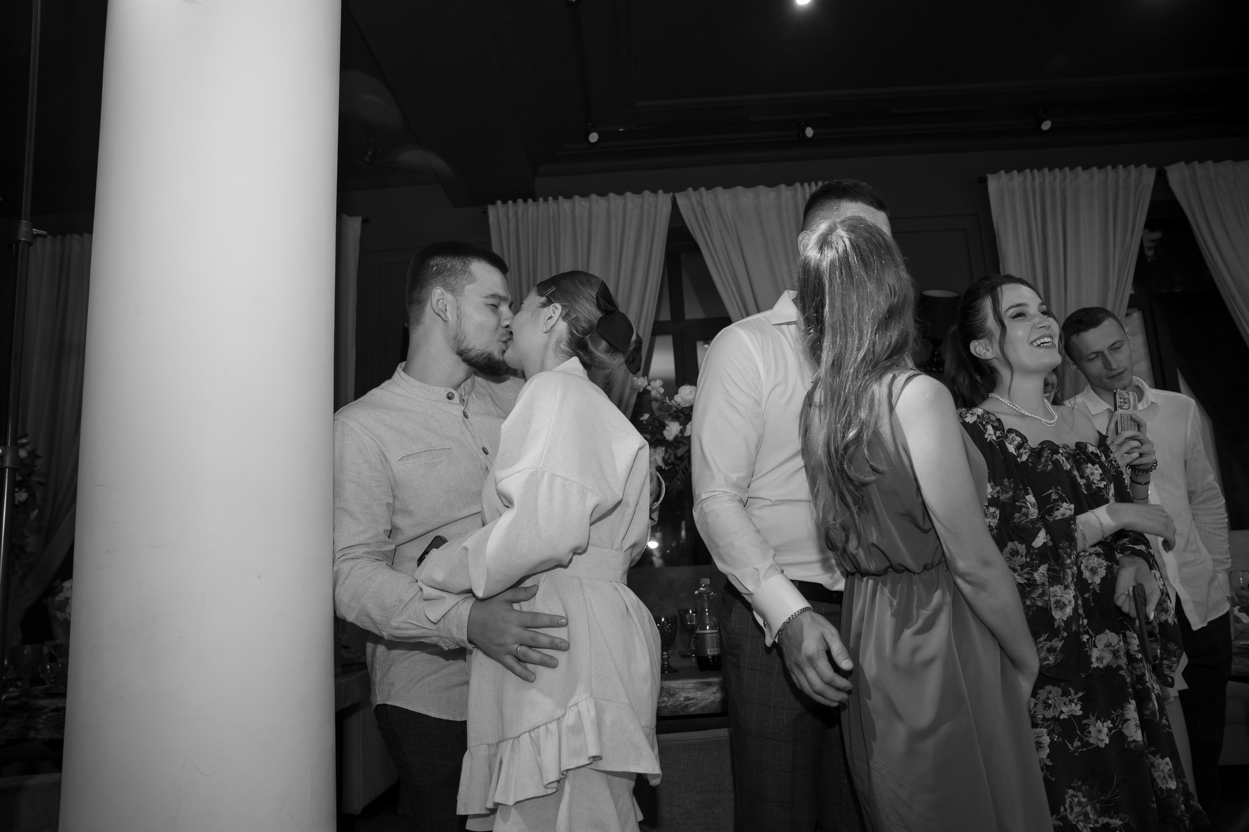 Полина и Дмитрий, загородный клуб «Барин», ЗАГС в г. Пушкино. Свадебный и репортажный фотограф (Москва, Королев и другие)