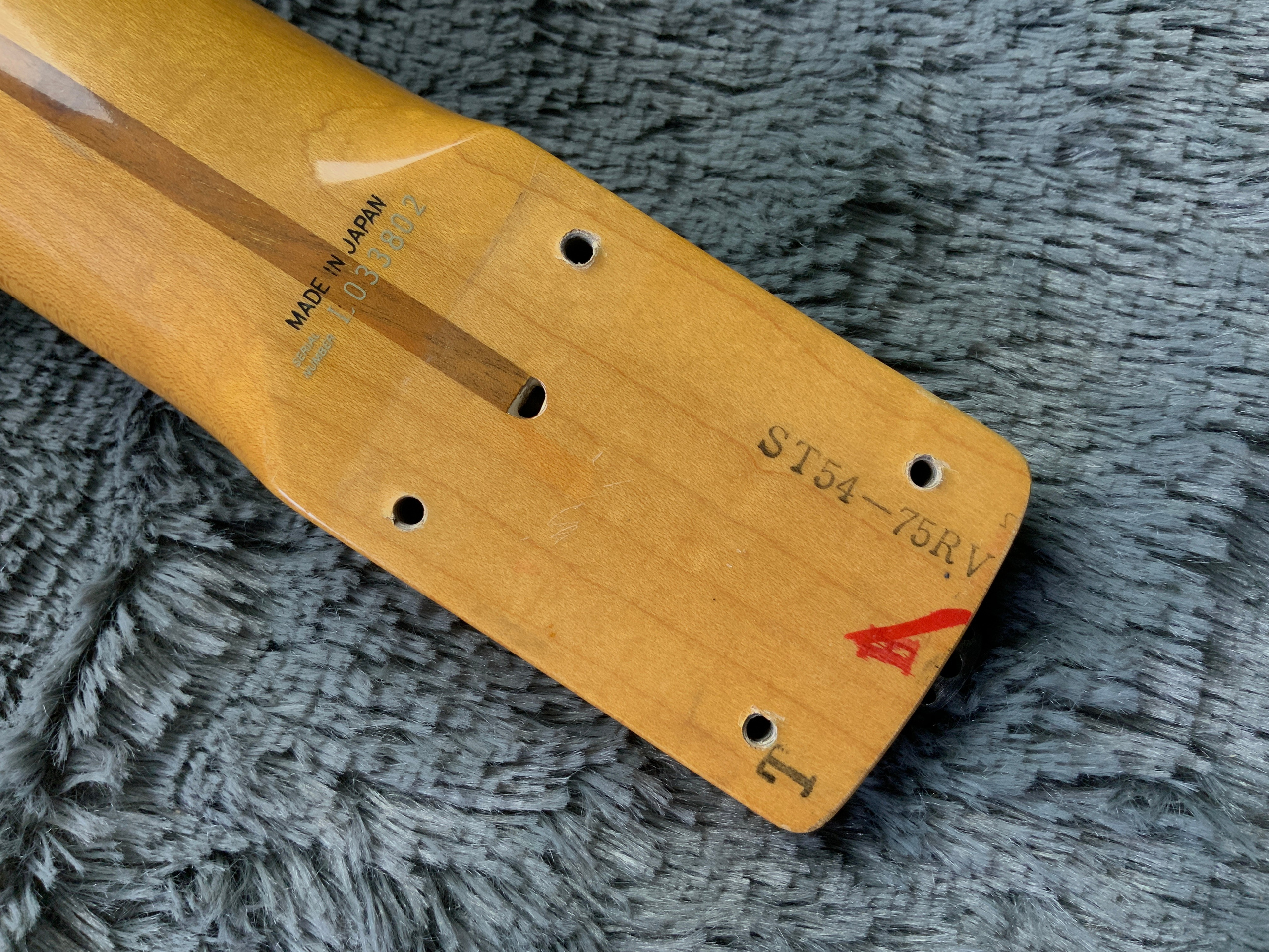 Fender Stratocaster Custom Edition ST54-75RV