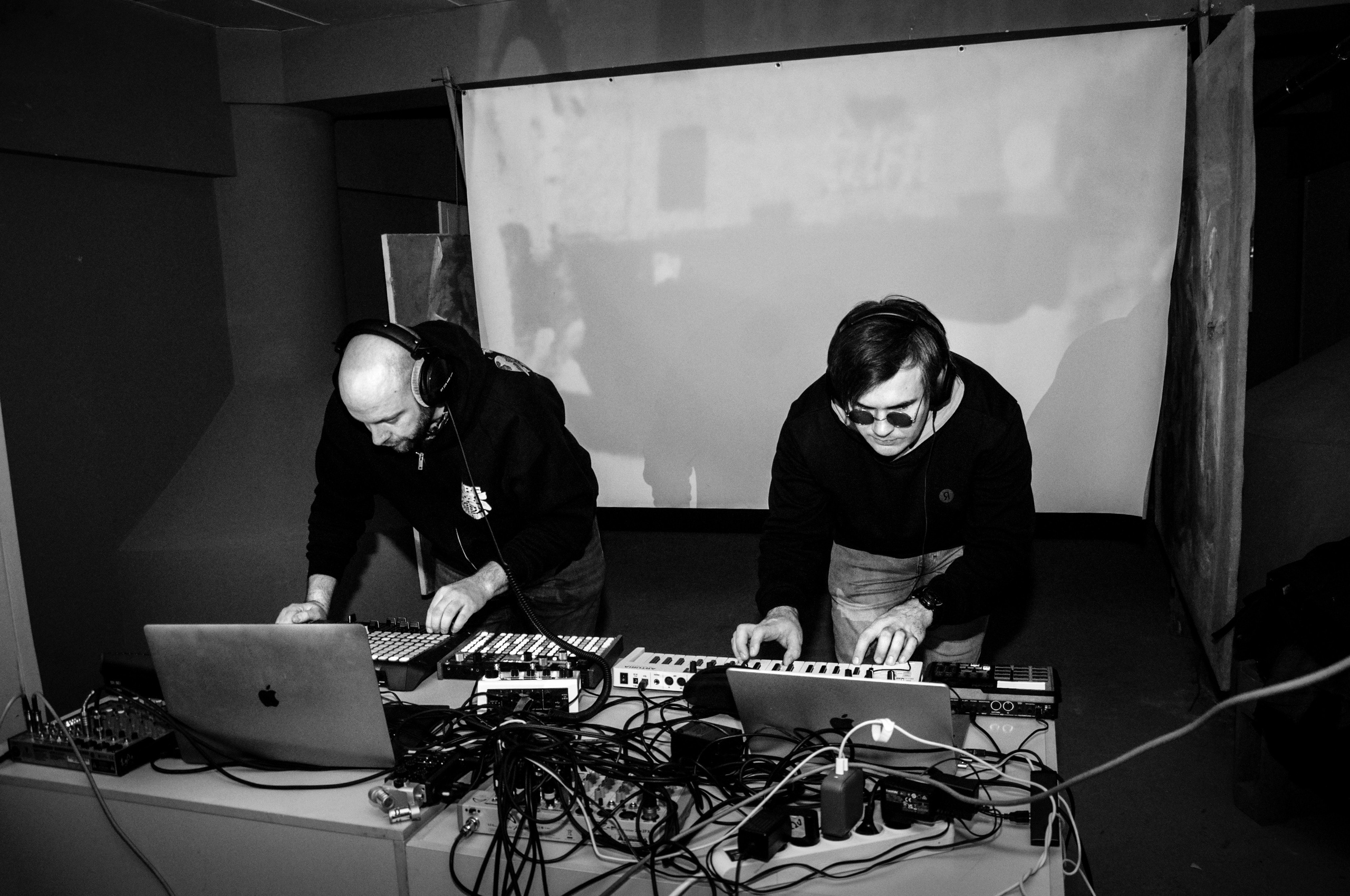 NOISE vs. ГЛАМУР 2026 Севастополь. Репортажный фотограф в Симферополе Зареев Иван