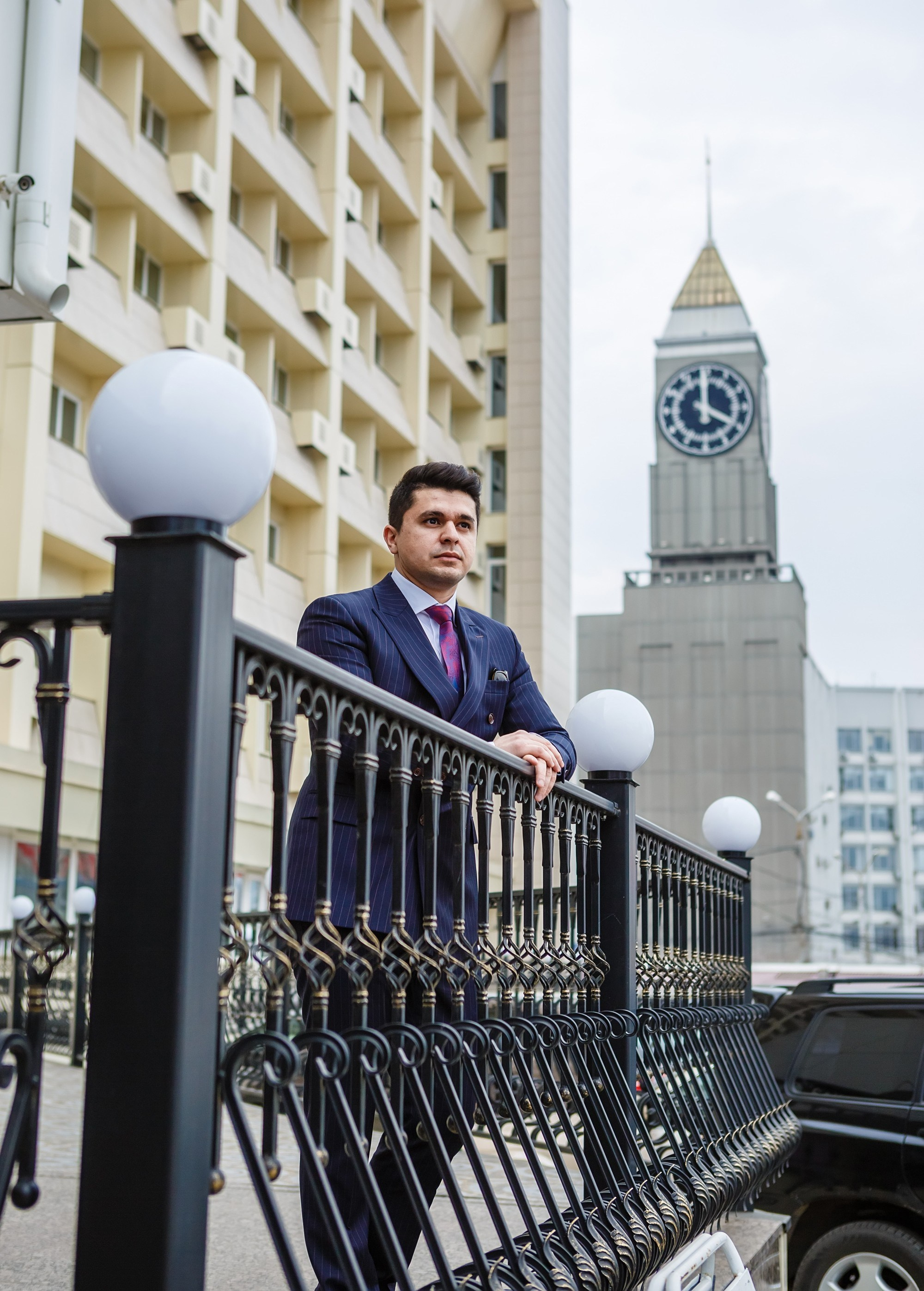 Мужская фотосессия для сайта знакомств социальных сетей фотограф Красноярск цена заказать фотосъёмку