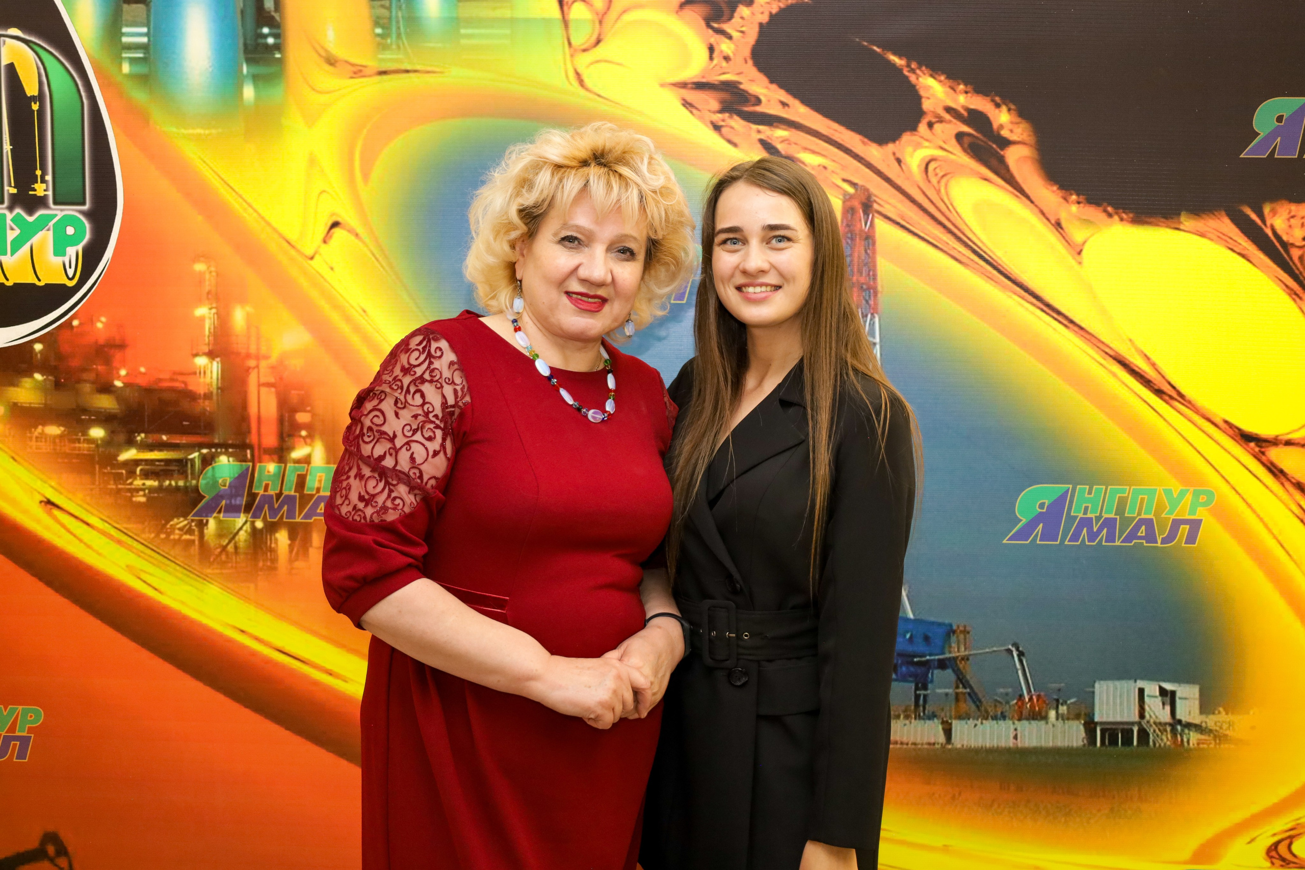 Награждение ко дню работников нефтяной, газовой и топливной промышленности. Фотограф в Губкинском | Александра Артамонова