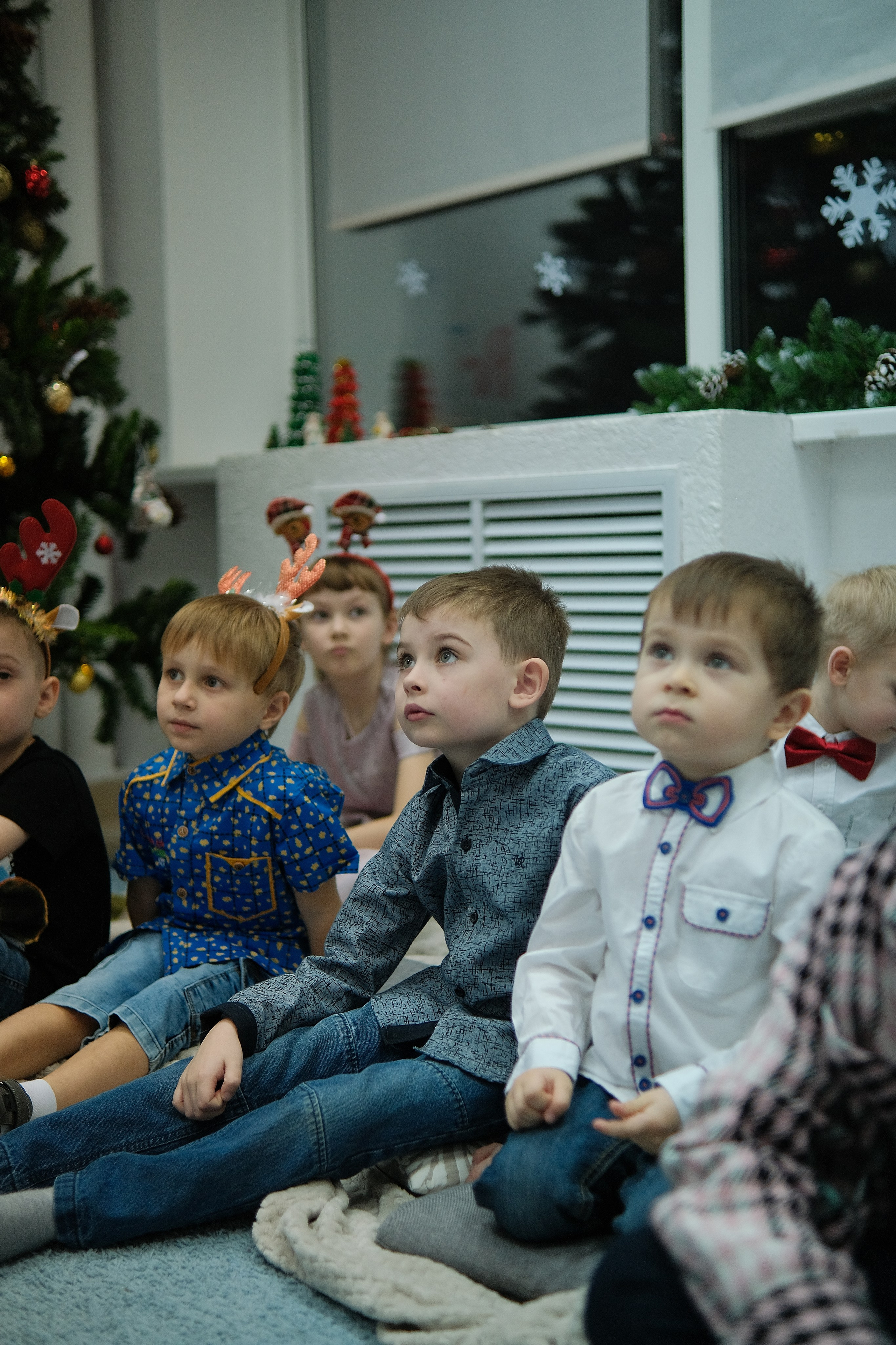 Мир знаний (Новогодний утренник). Serg_film