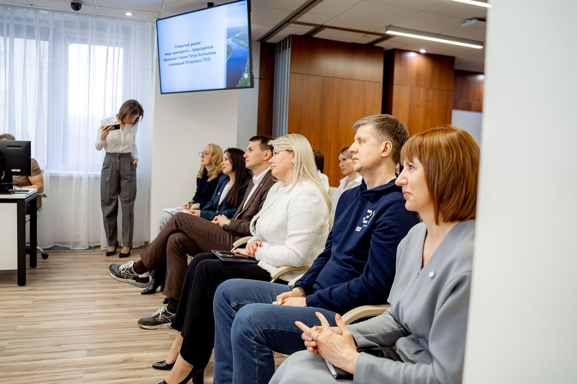 Сбер. Открытый диалог. Сергей Кошкин. Репортажная и ивент-фотография в Сургуте