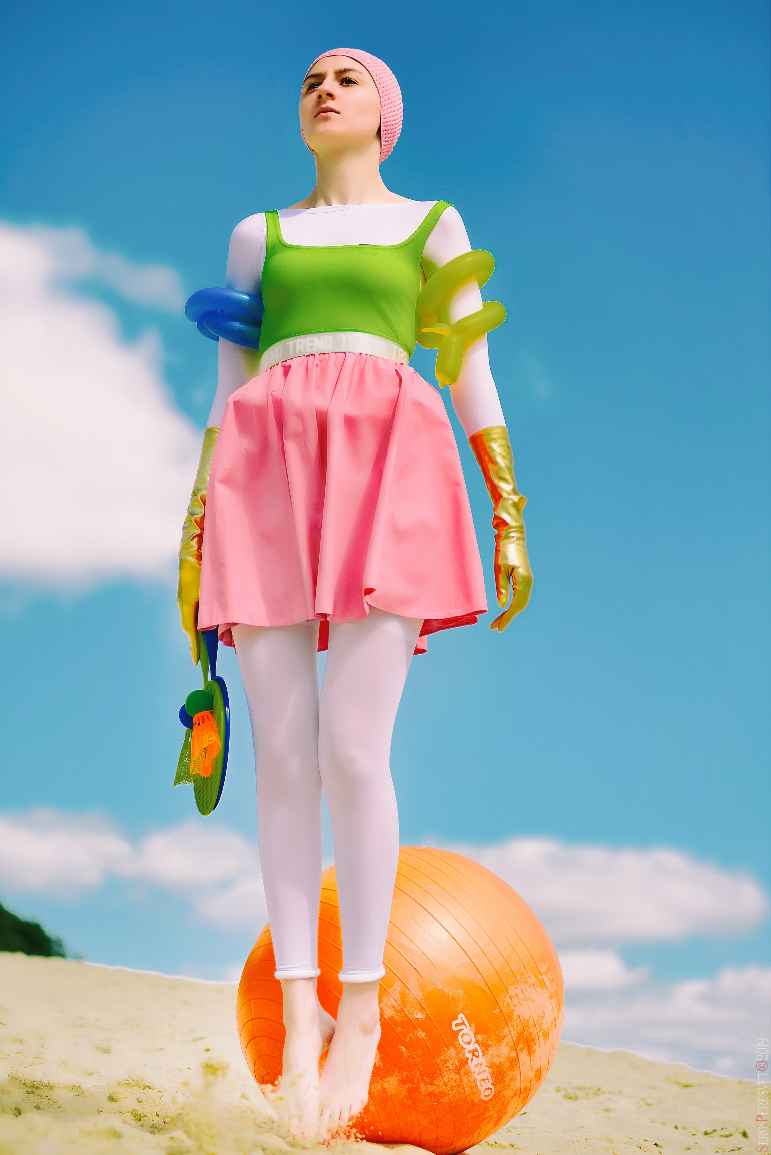 Fashion look, street look - advertising photographer Moscow Peresvet. Your photographer for a holiday in Moscow, Ramenskoye, Zhukovsky, Lyub