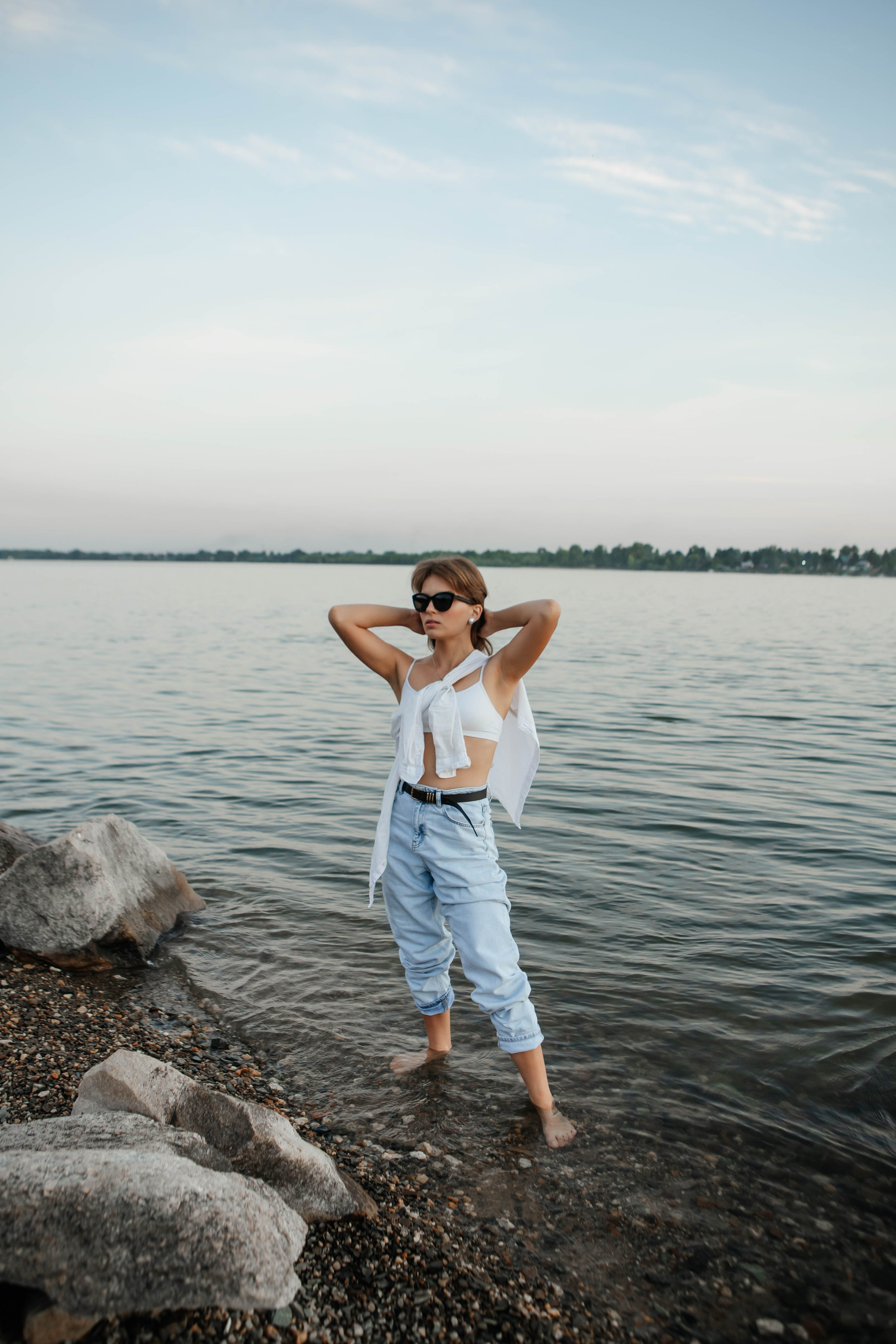 Анастасия у реки. Фотограф Санкт-Петербург Раднаева Юлия