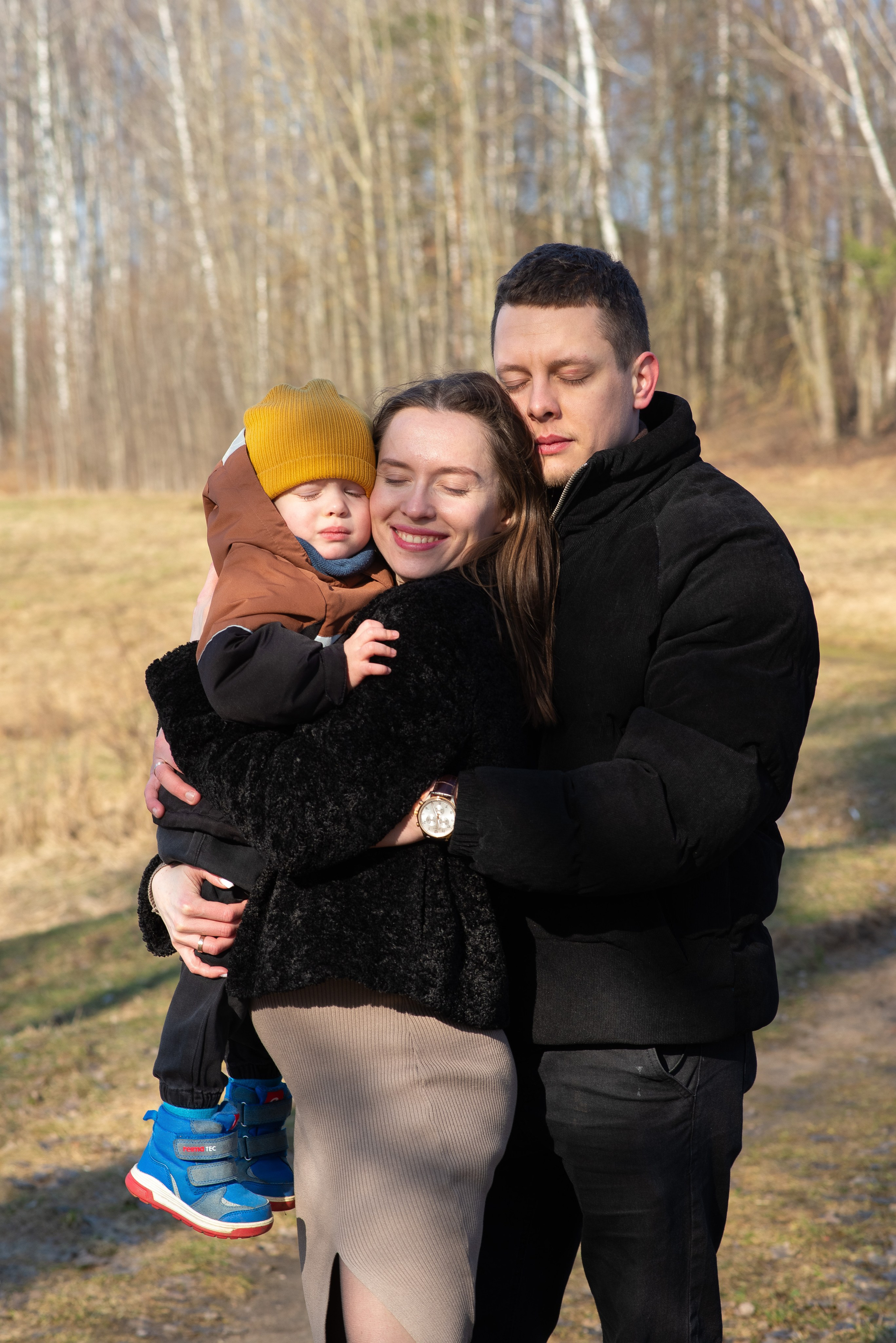 Екатерина, Артем и Родион. Семейный фотограф на выписку из роддома и крещение Минск Настя Гришук