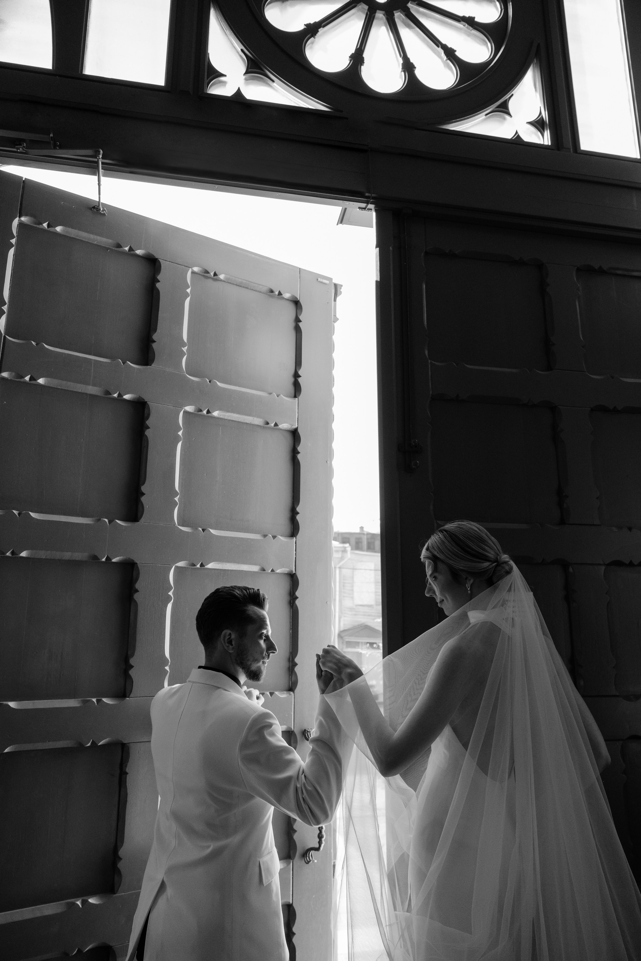 Alexander Alina. Wedding photographer