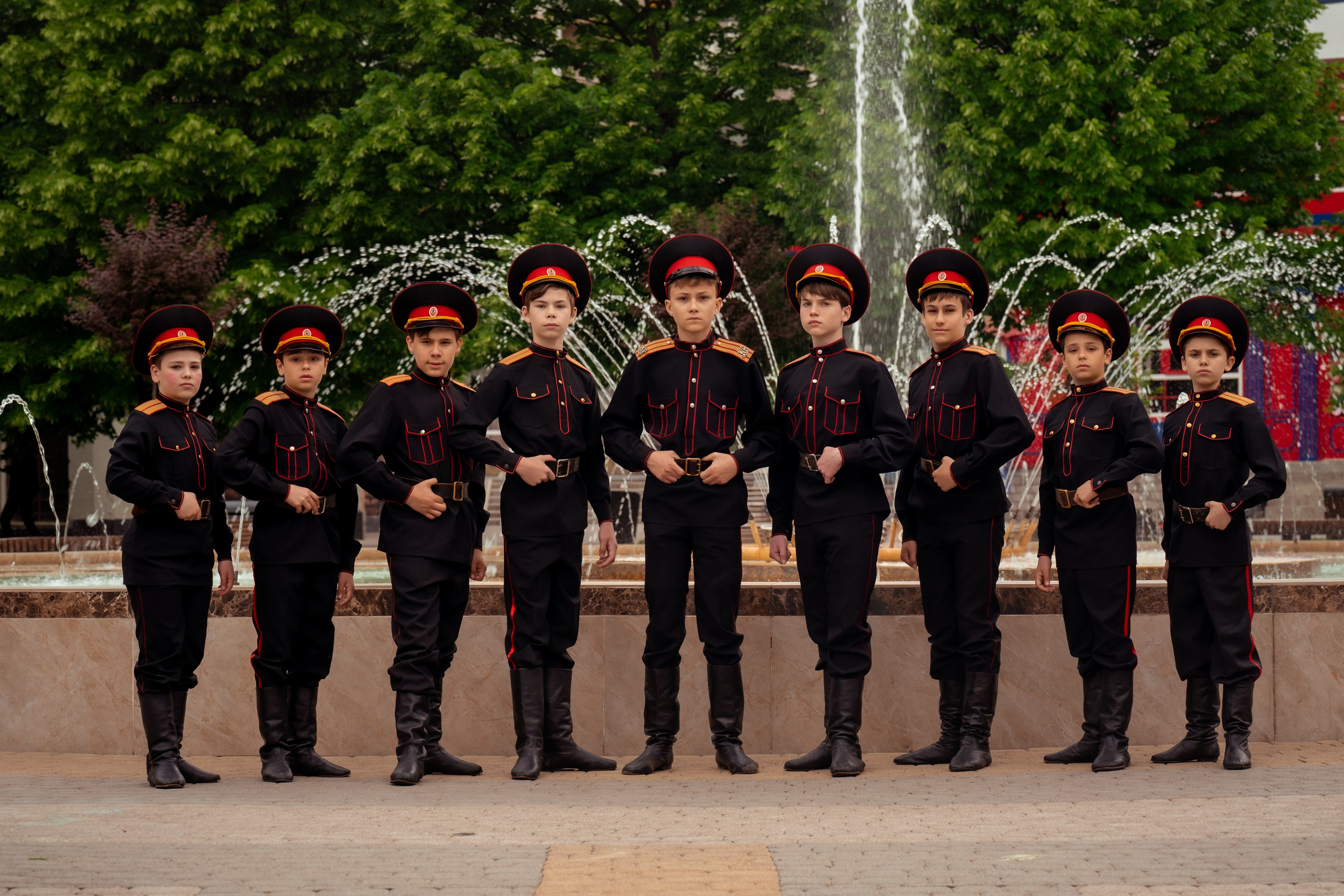 УЛИЧНЫЕ ЛОКАЦИИ. Красивый выпускной альбом в Краснодаре