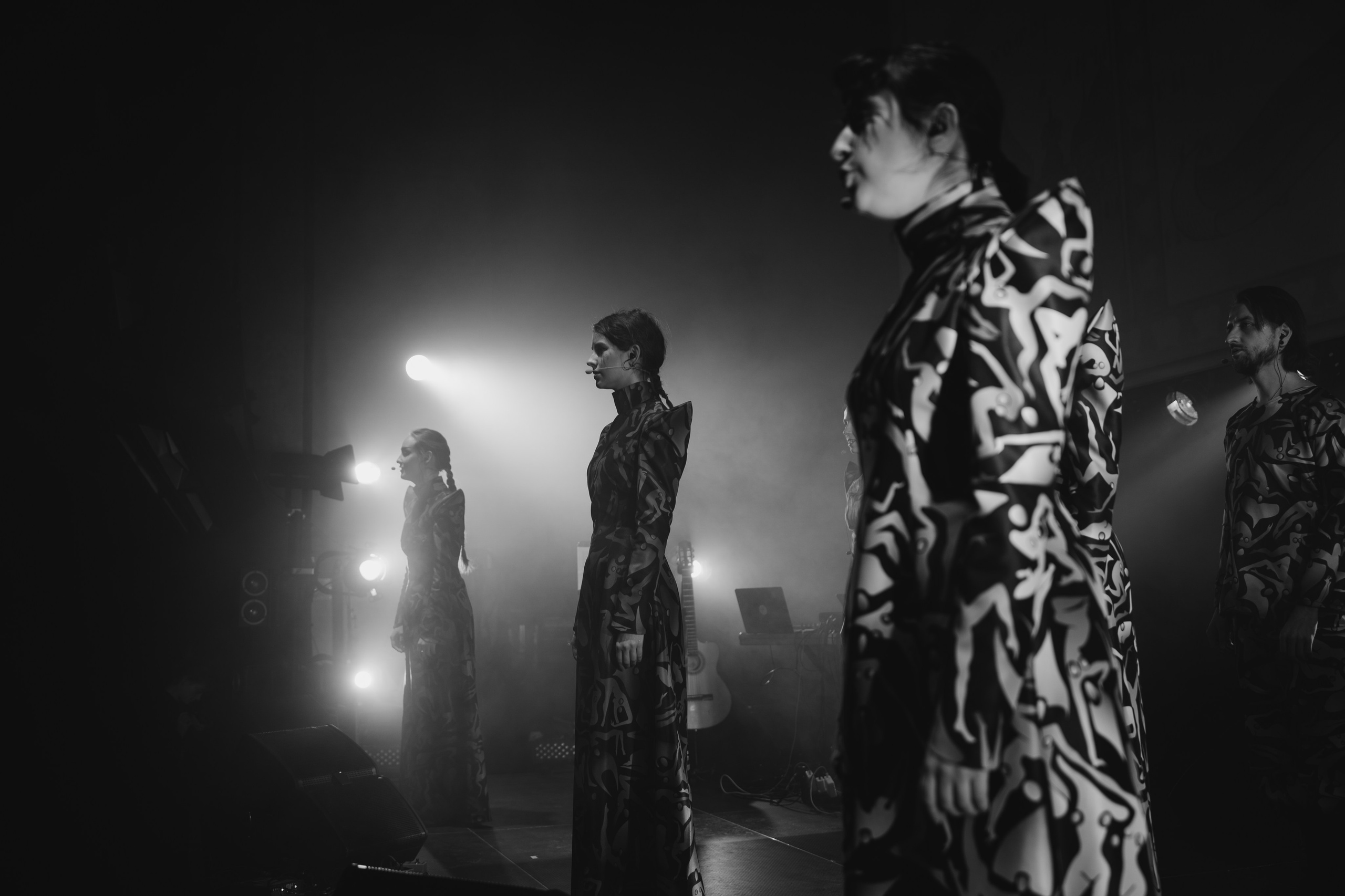 СЛОВО. Ансамбль «КОМОНЬ». @tomrus: Рустам Шагиморданов — фотограф