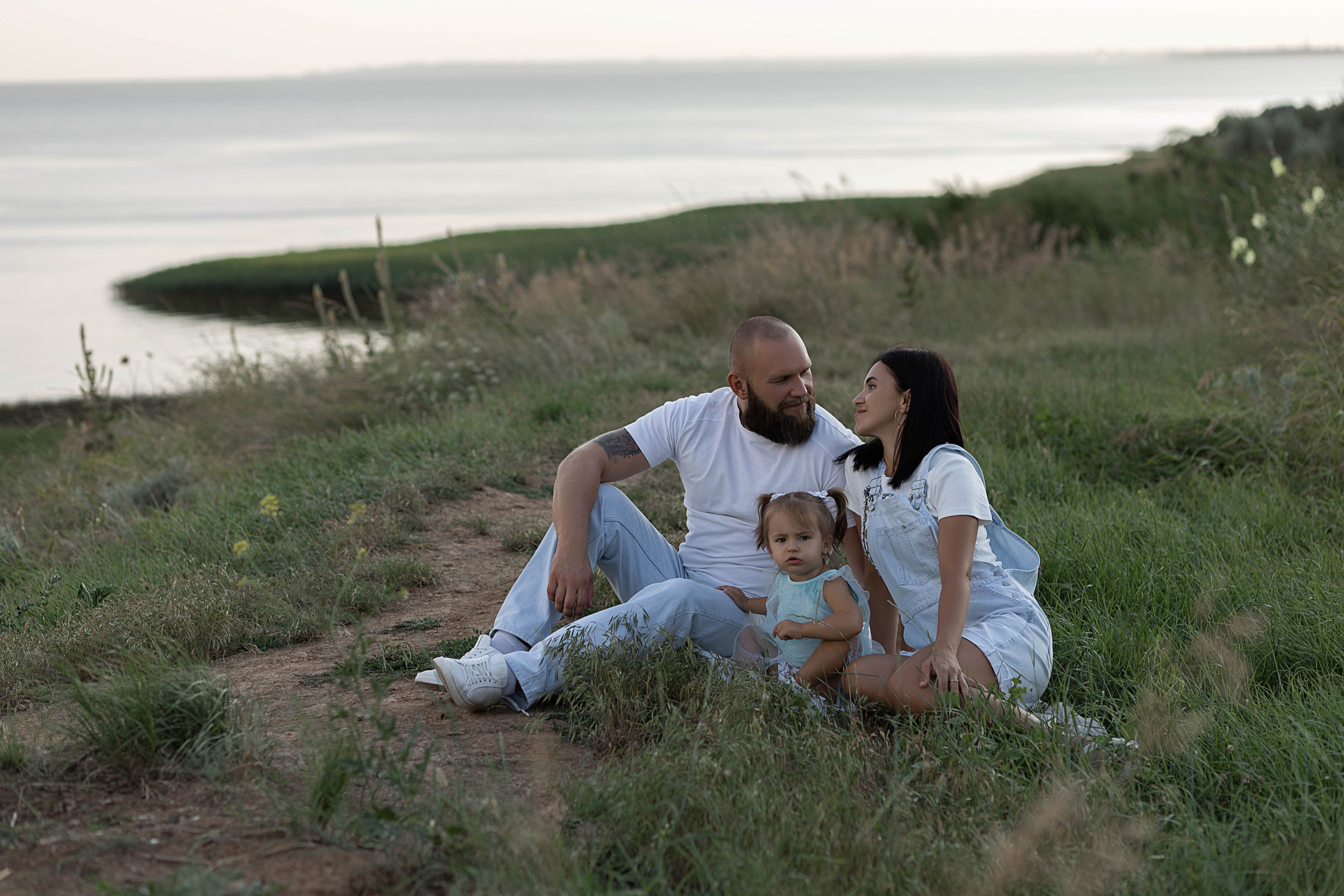 Артем, Инна, Аксинья. Свадебный фотограф в Ростове — на — Дону Александра Пивоварова
