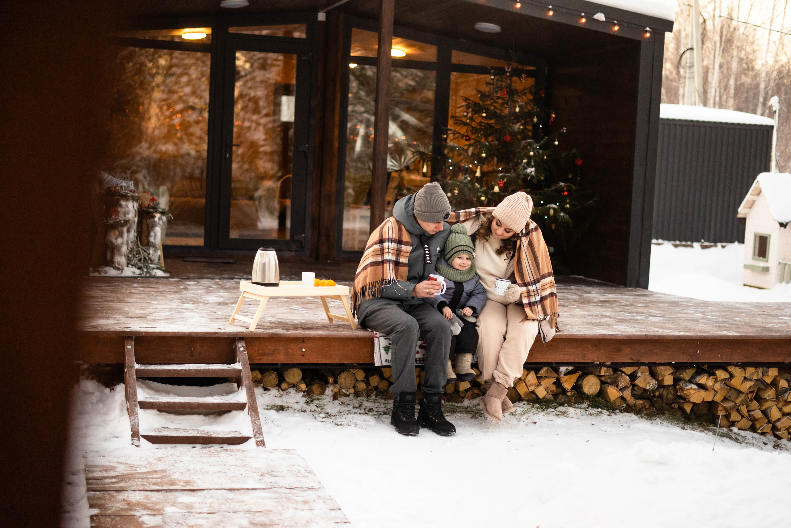 В домике. Семейный и детский фотограф в Екатеринбурге и НевьянскеТимурова Алина