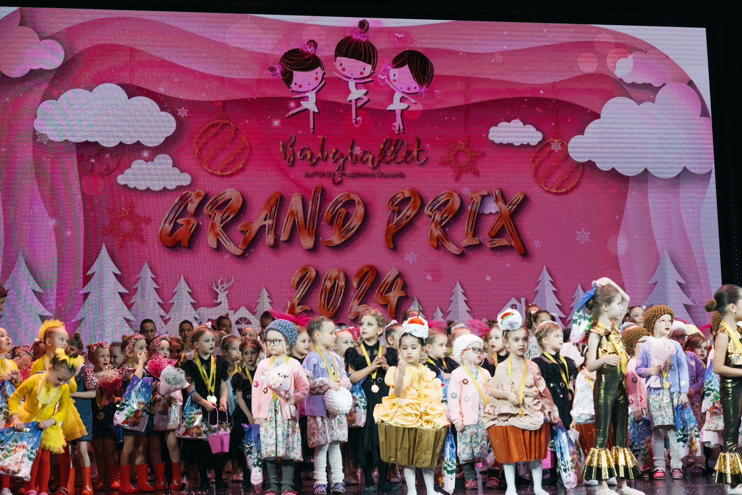 СурГУ 23.12.23. Репортажный и свадебный фотограф в Сургуте